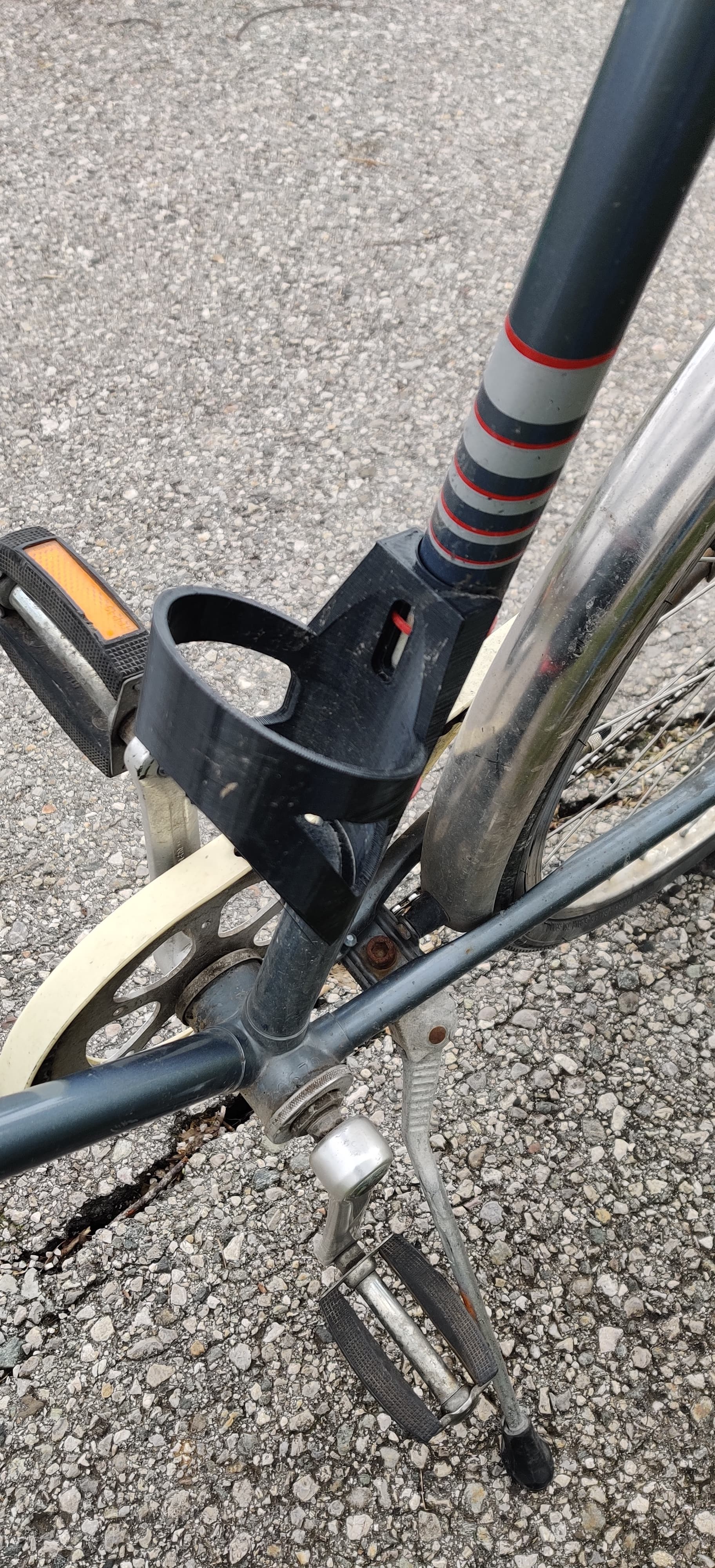 Improved bottle holder bike by dustybrother | Download free STL model ...