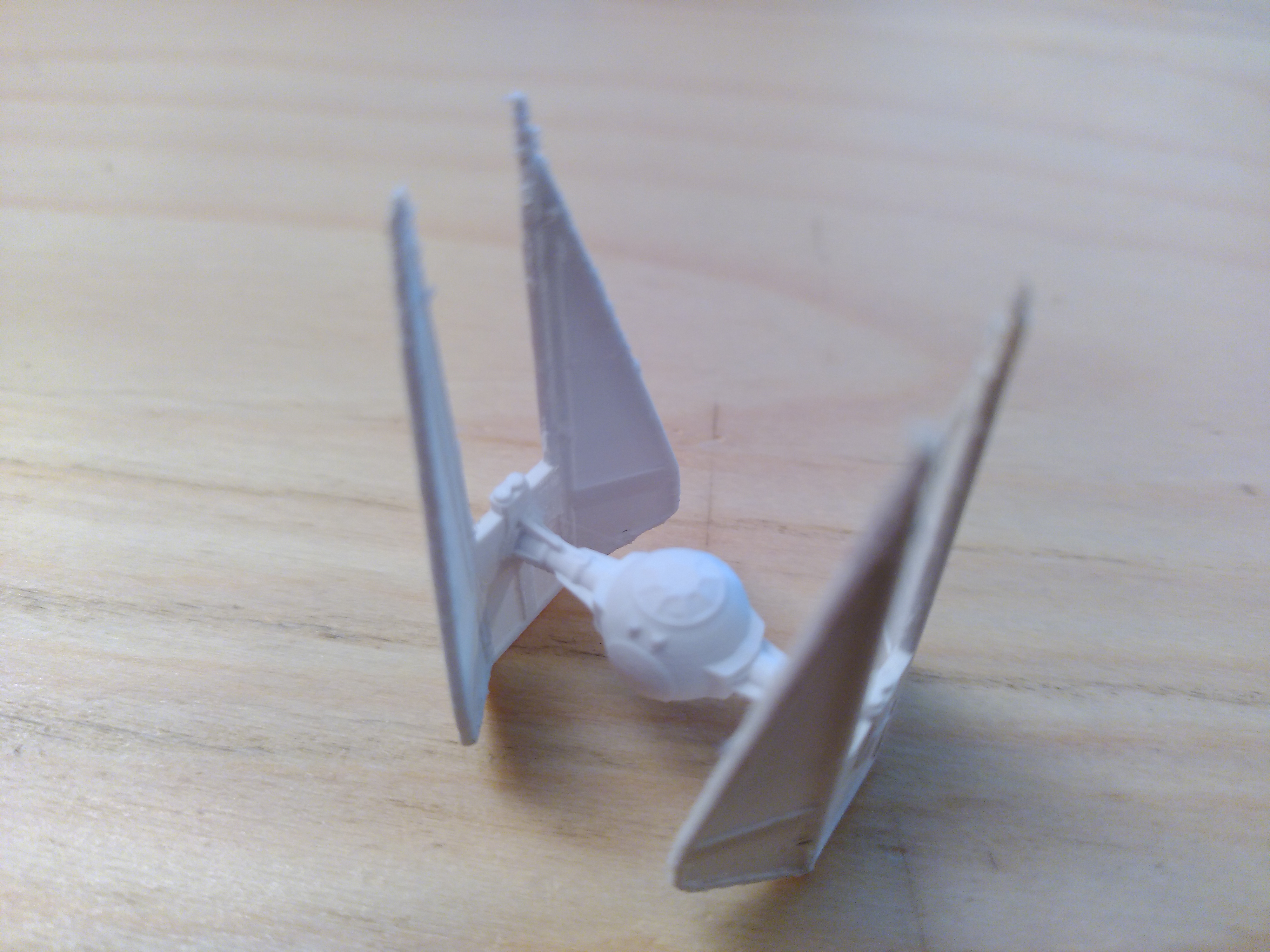 Miniatura 4 do modelo 3D Star Wars TIE Interceptor