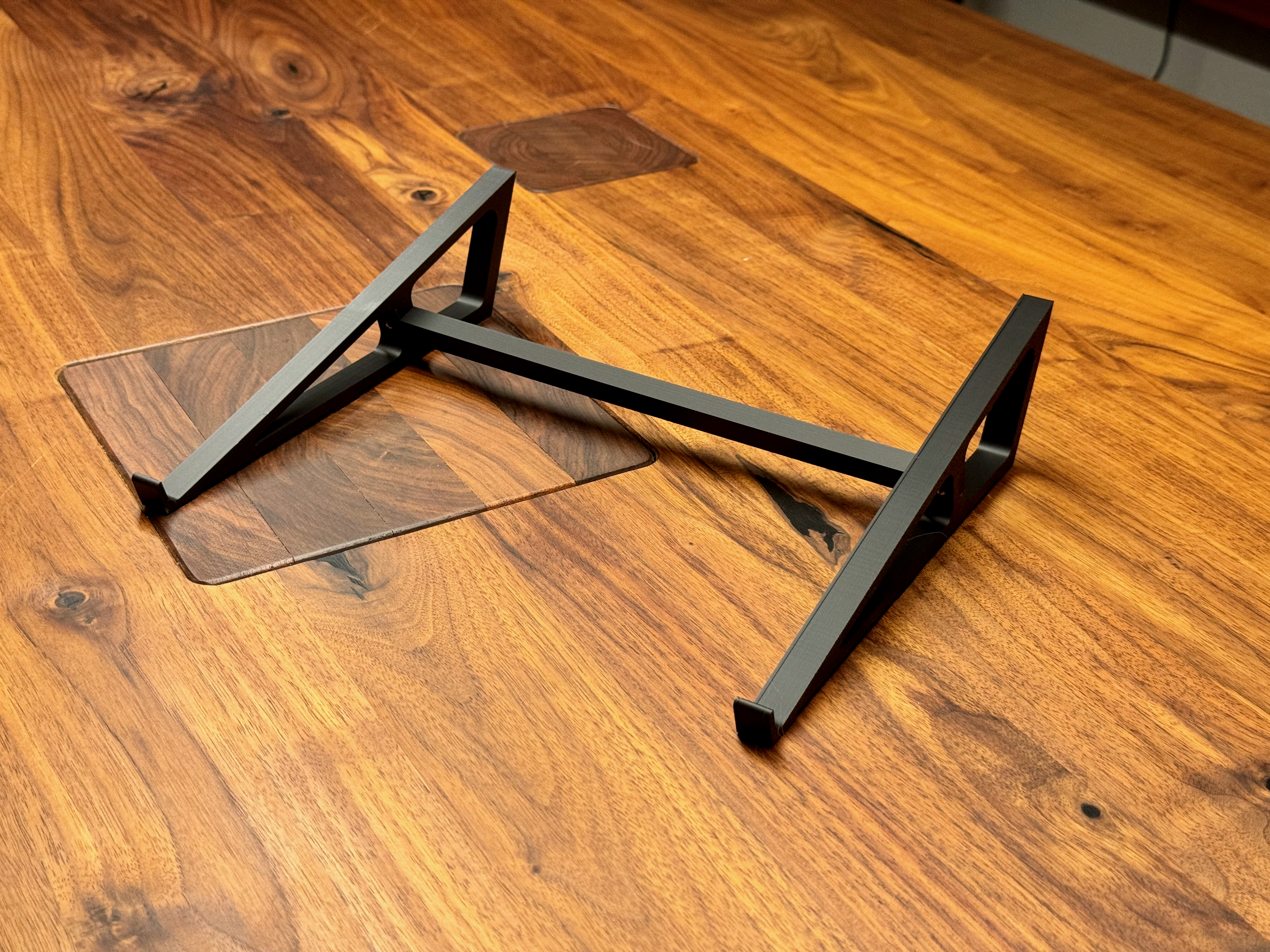 Laptop Stand for 13-15inch - Snapfit or with tools