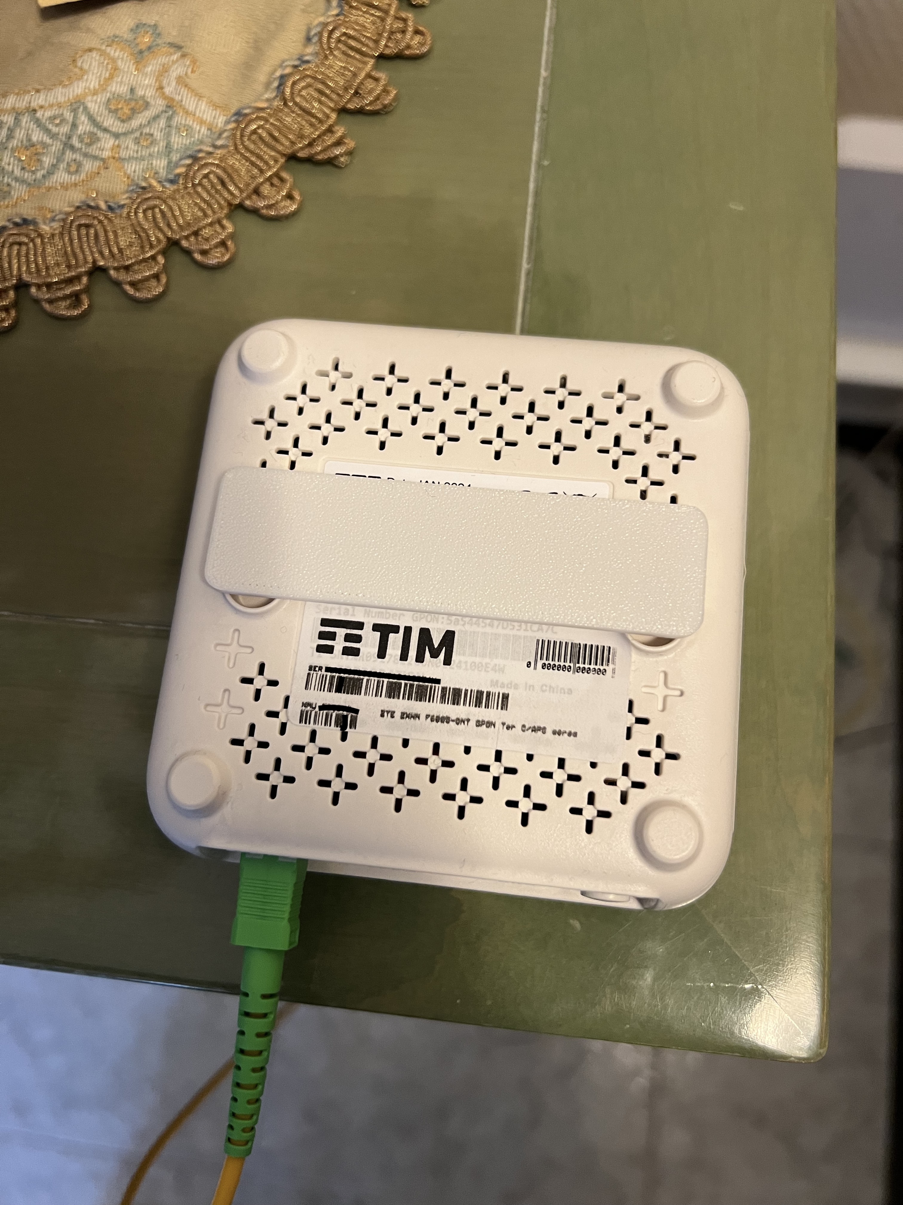 ZTE F6005 ONT wall mount