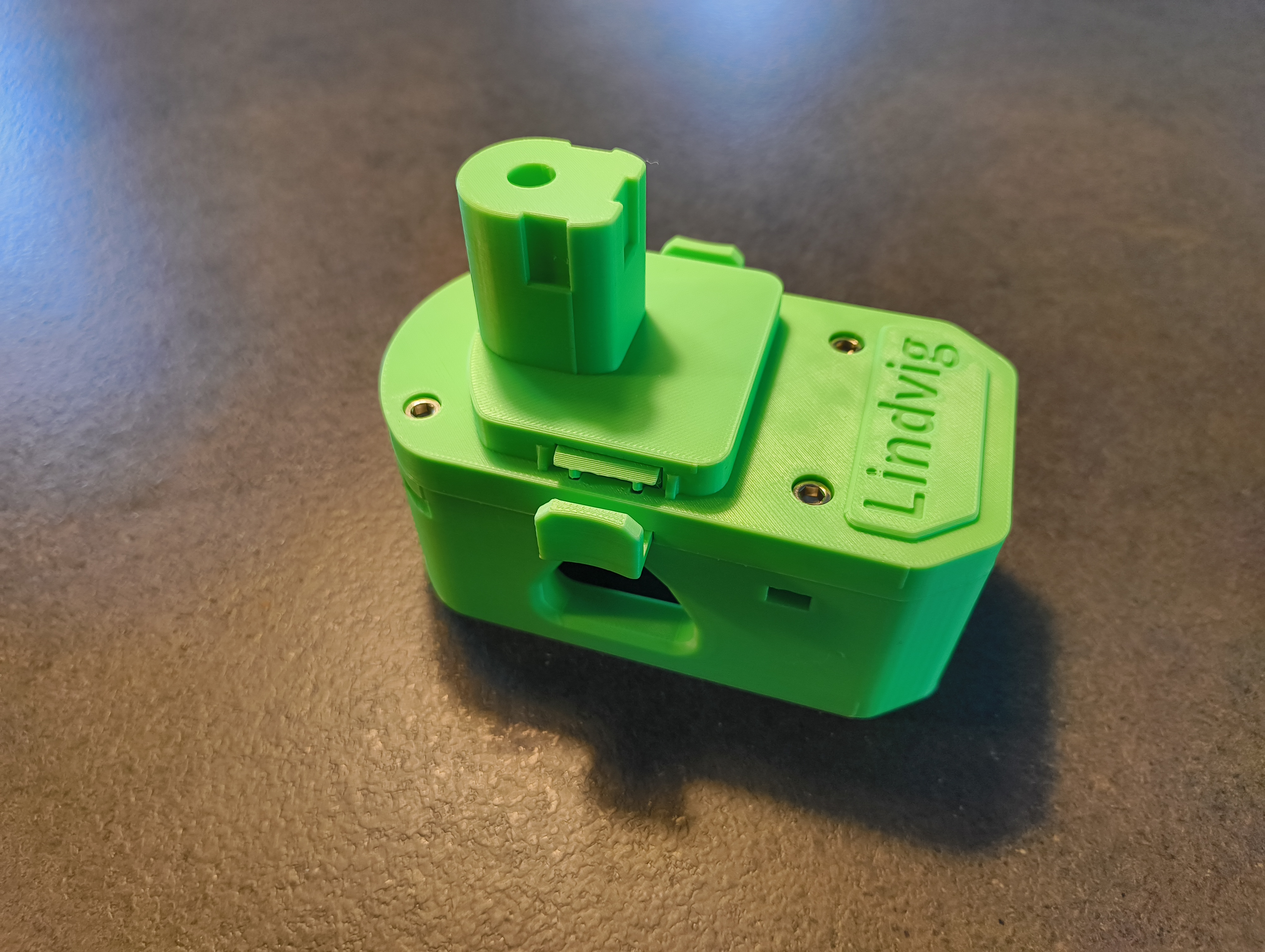 Ryobi 18V Toolholder w/ Riser