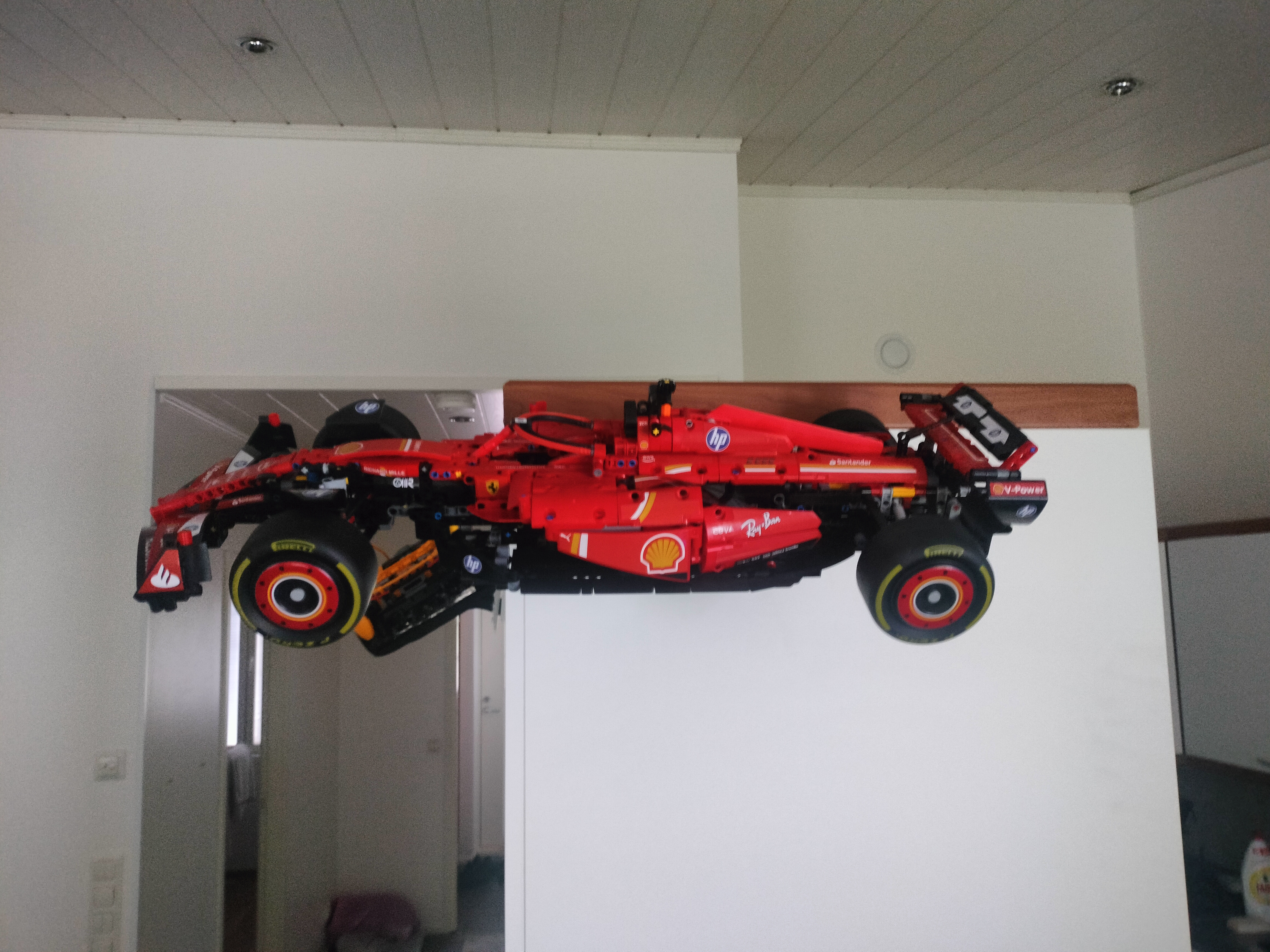 Lego 42207 Ferrari F1 SF24 Wall mount