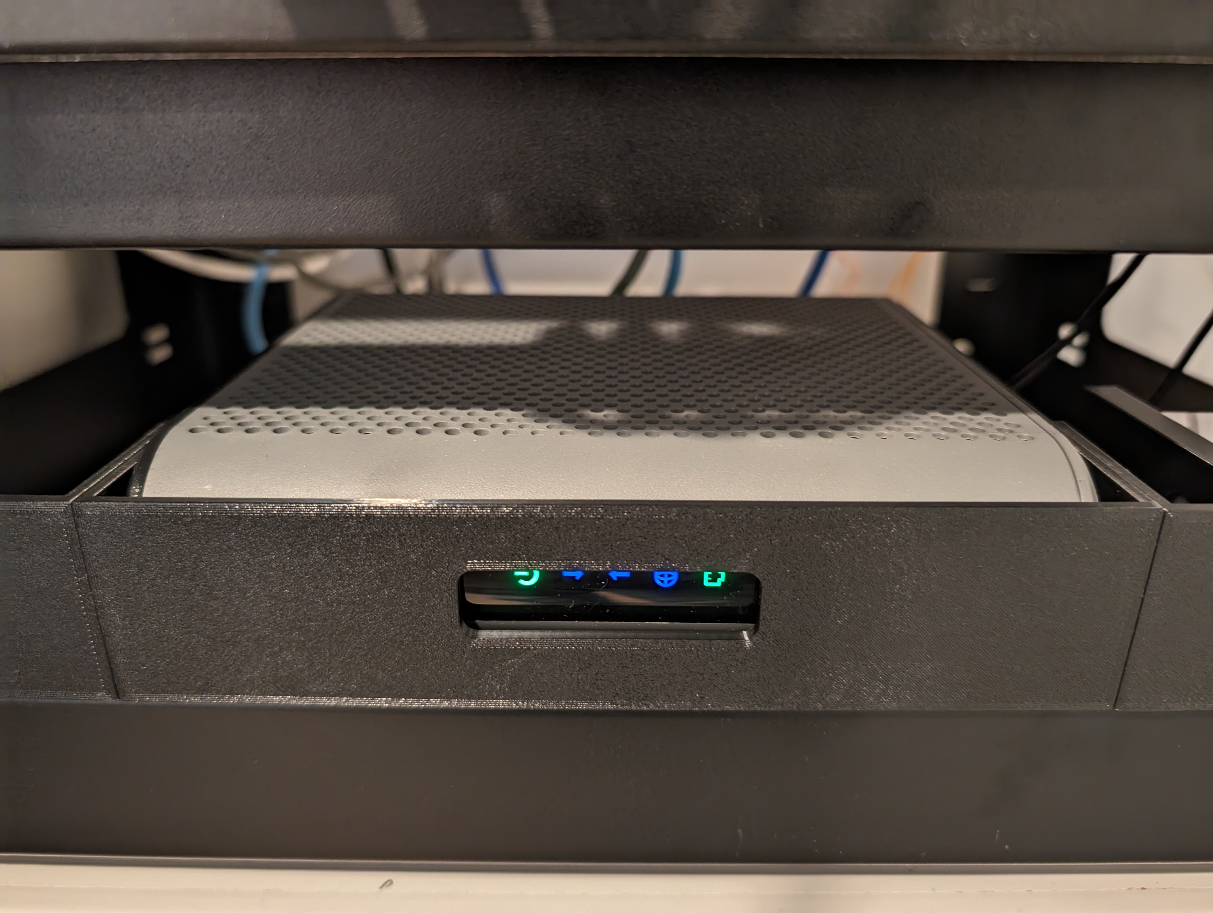 Motorola MB8600 Modem Rack Mount by Chorchie Download free STL model