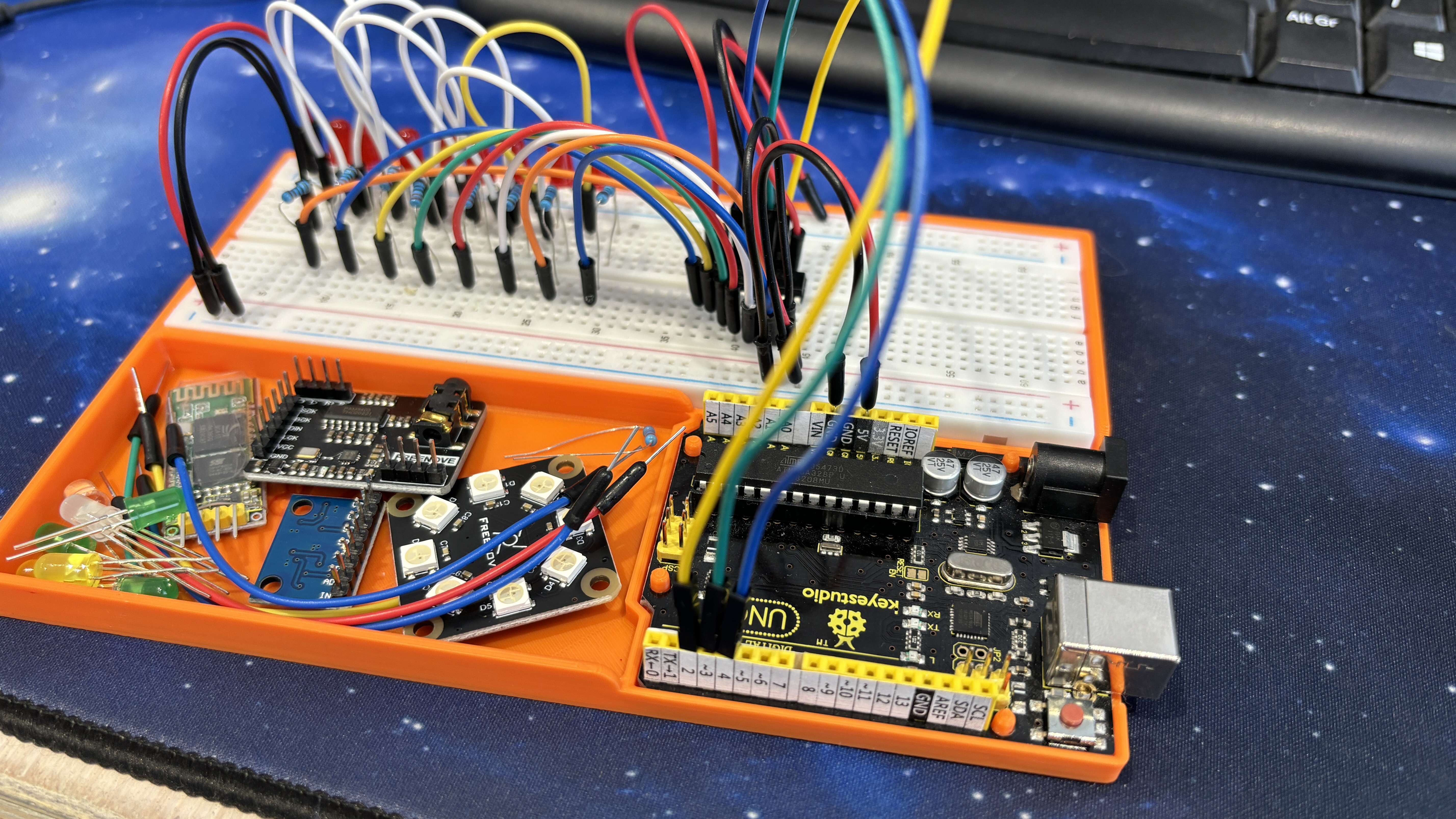 Arduino & Elegoo Uno R3 holder / Tray