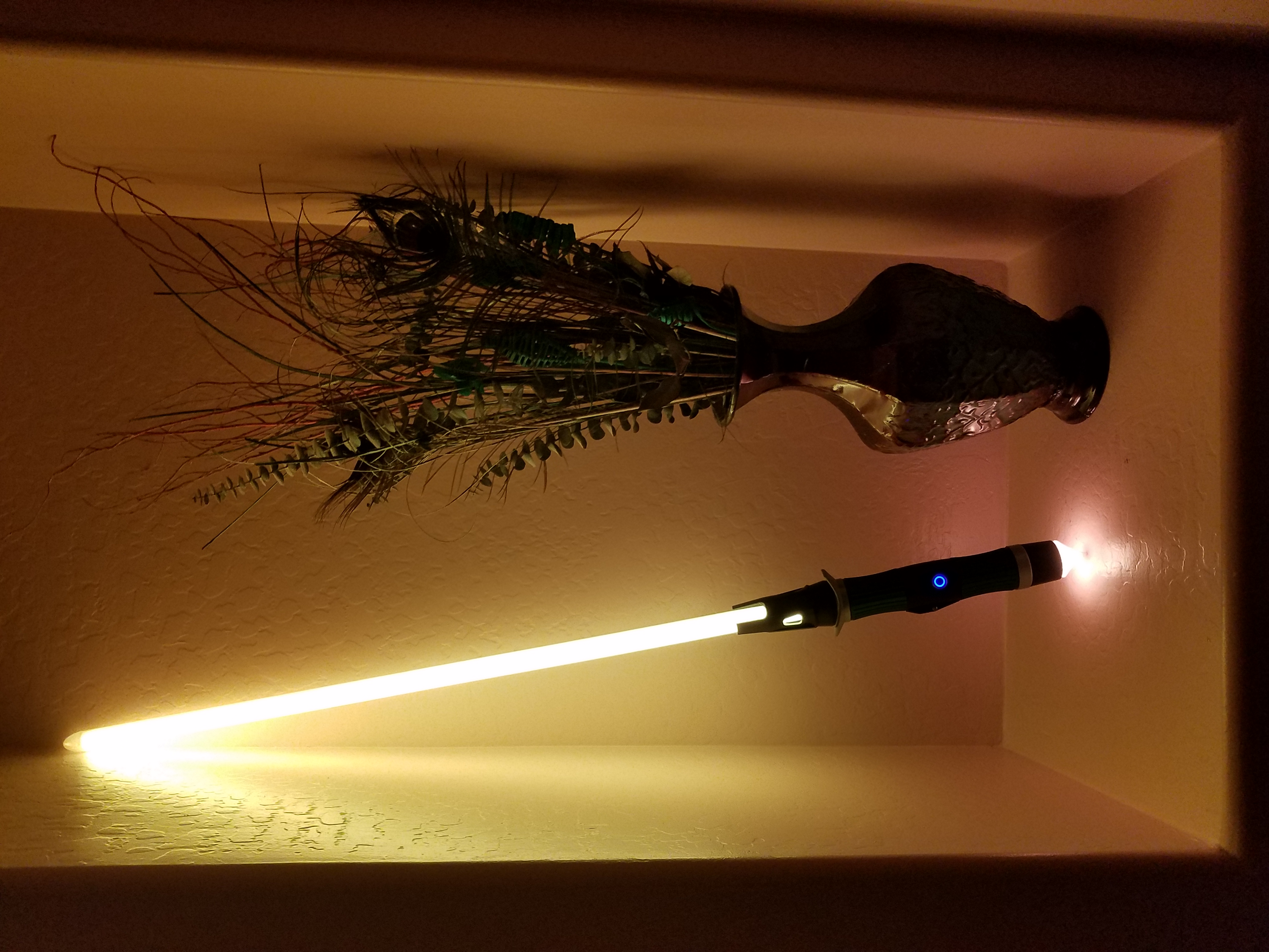 Miniatura 2 do modelo 3D Propmaker LightSaber - Respin