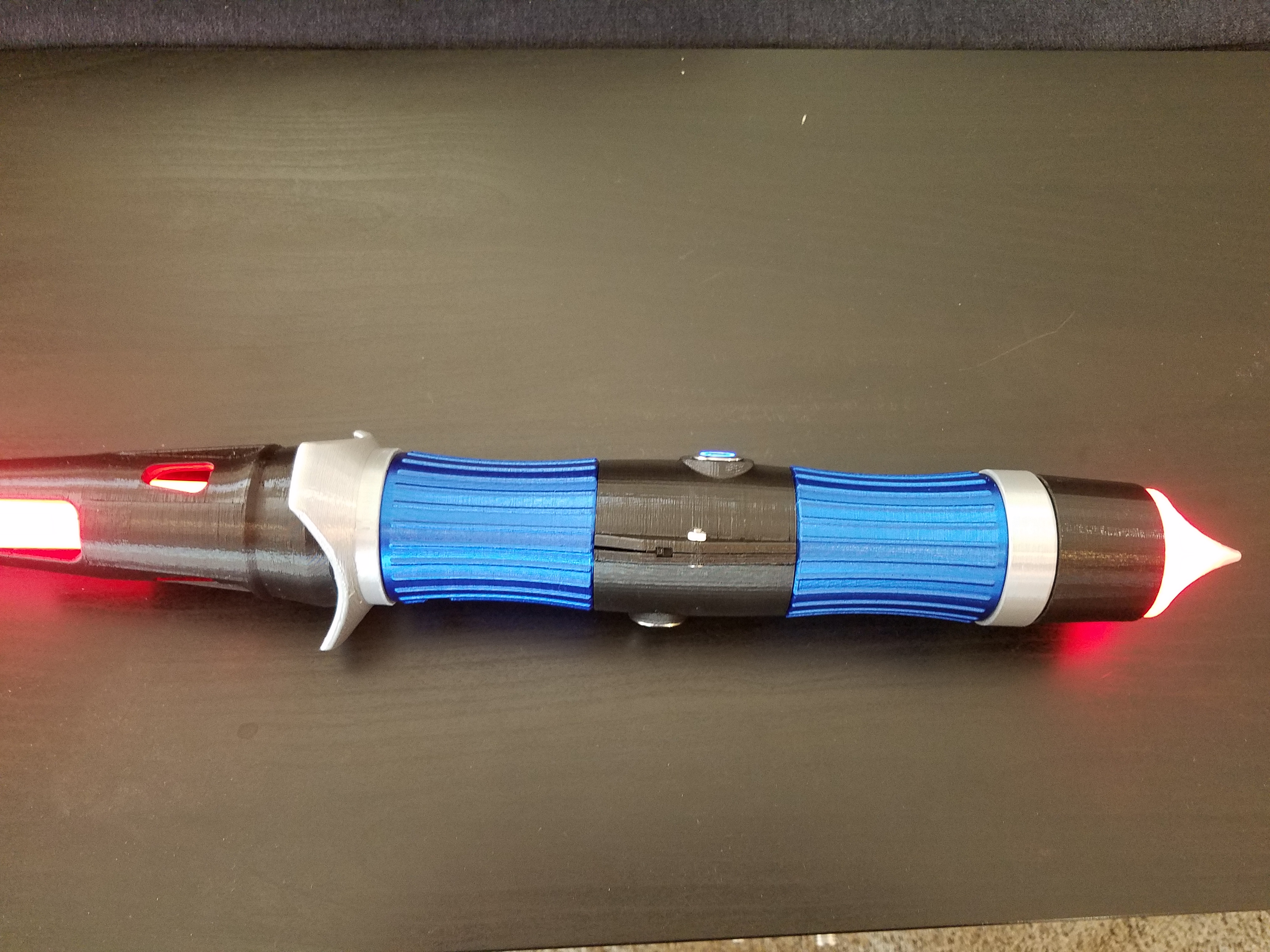 Miniatura 6 do modelo 3D Propmaker LightSaber - Respin