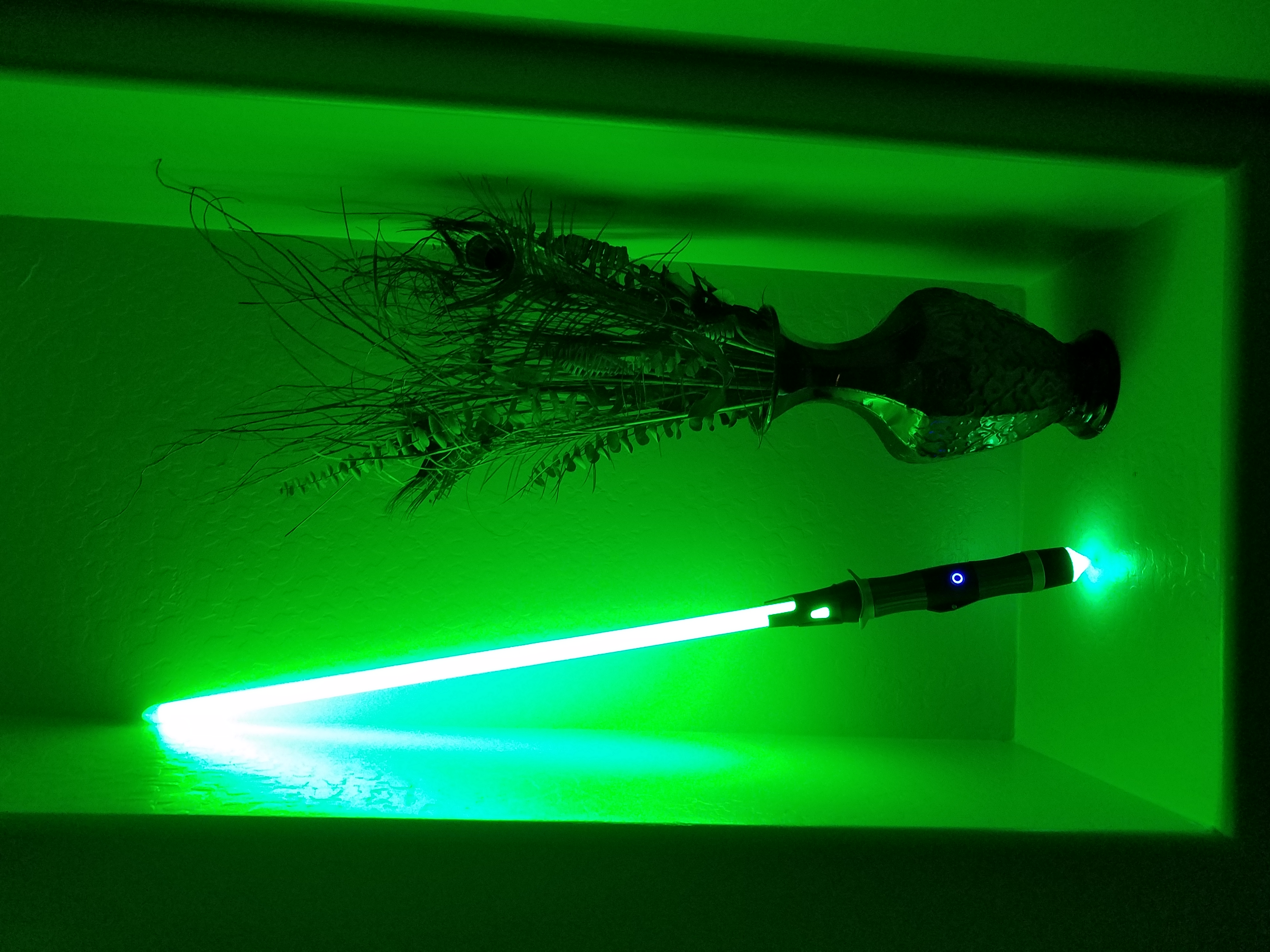 Miniatura 32 do modelo 3D Propmaker LightSaber - Respin