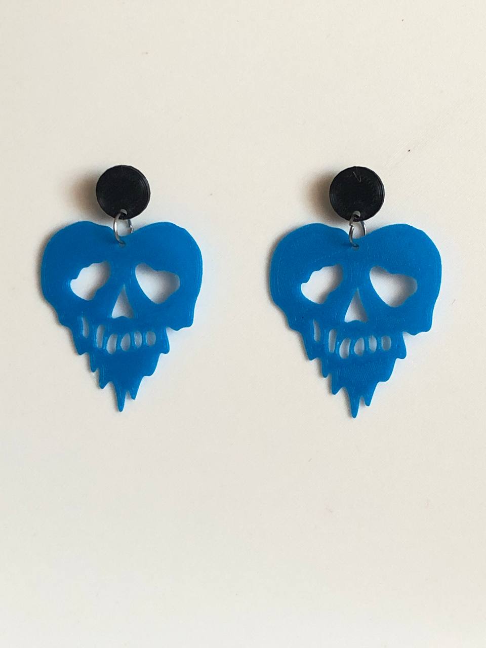 Earring love Melt dark amor derretido
