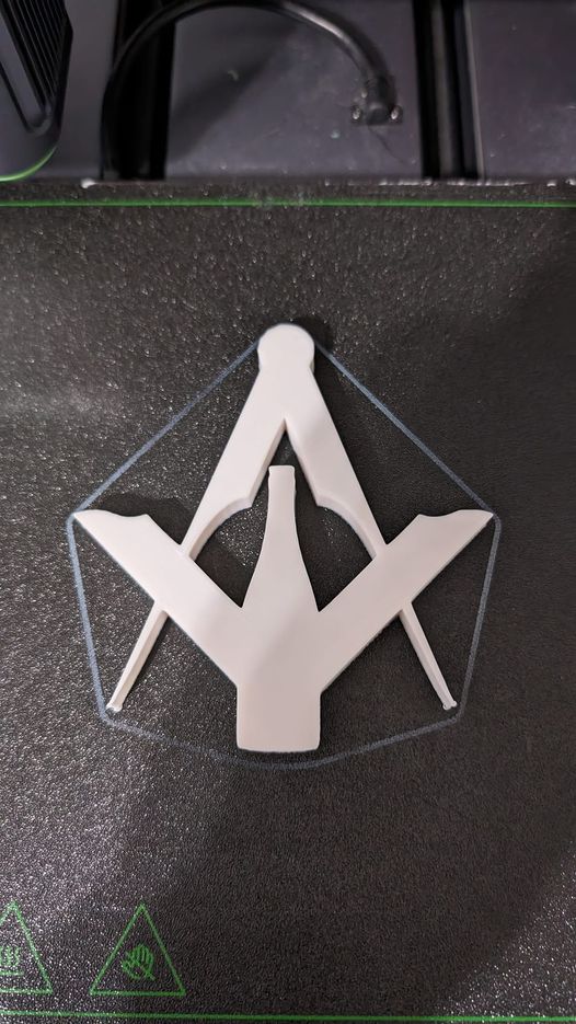 Miniatura 2 do modelo 3D Masonic Square and Compass