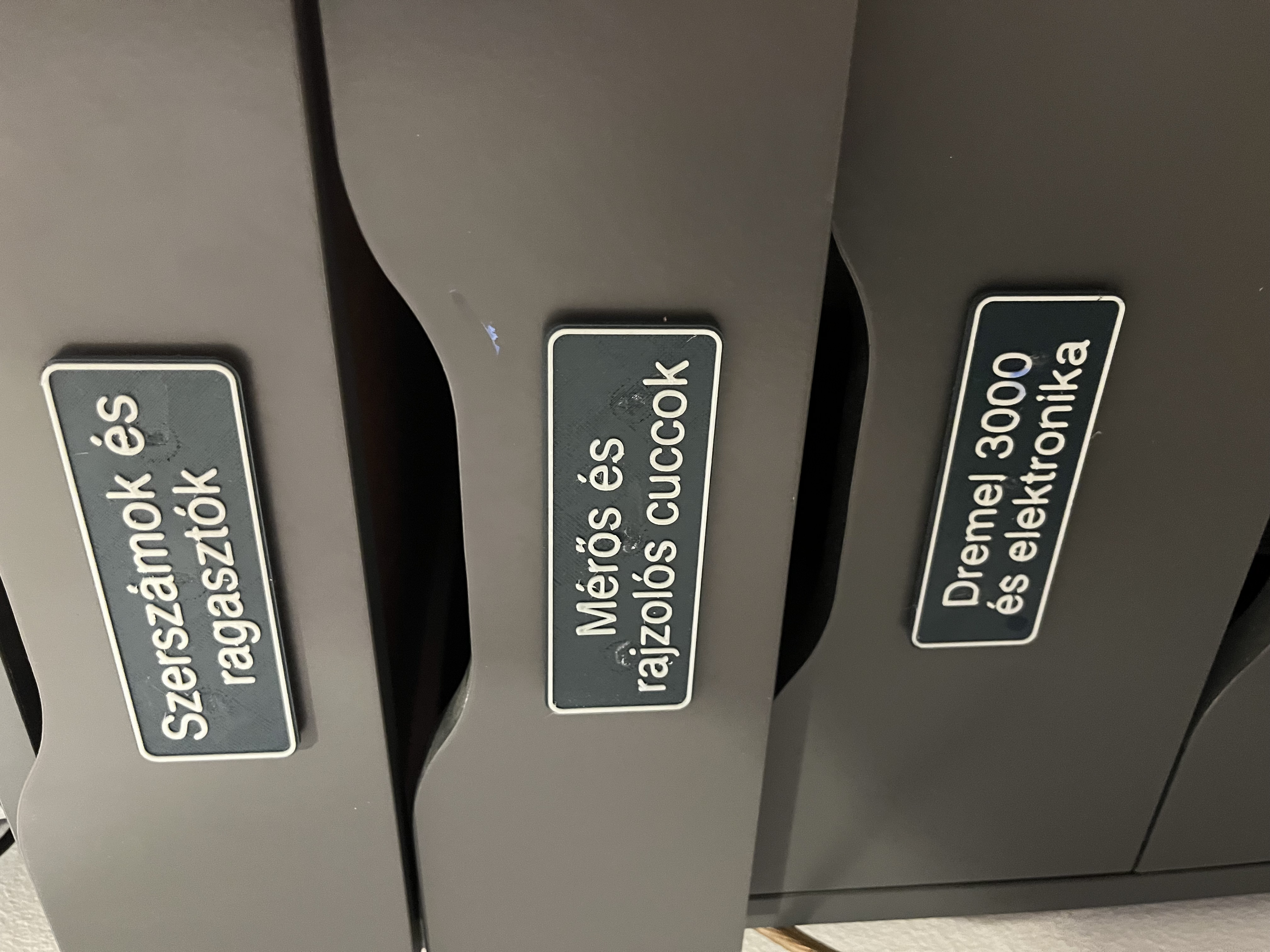Magnetic Signs