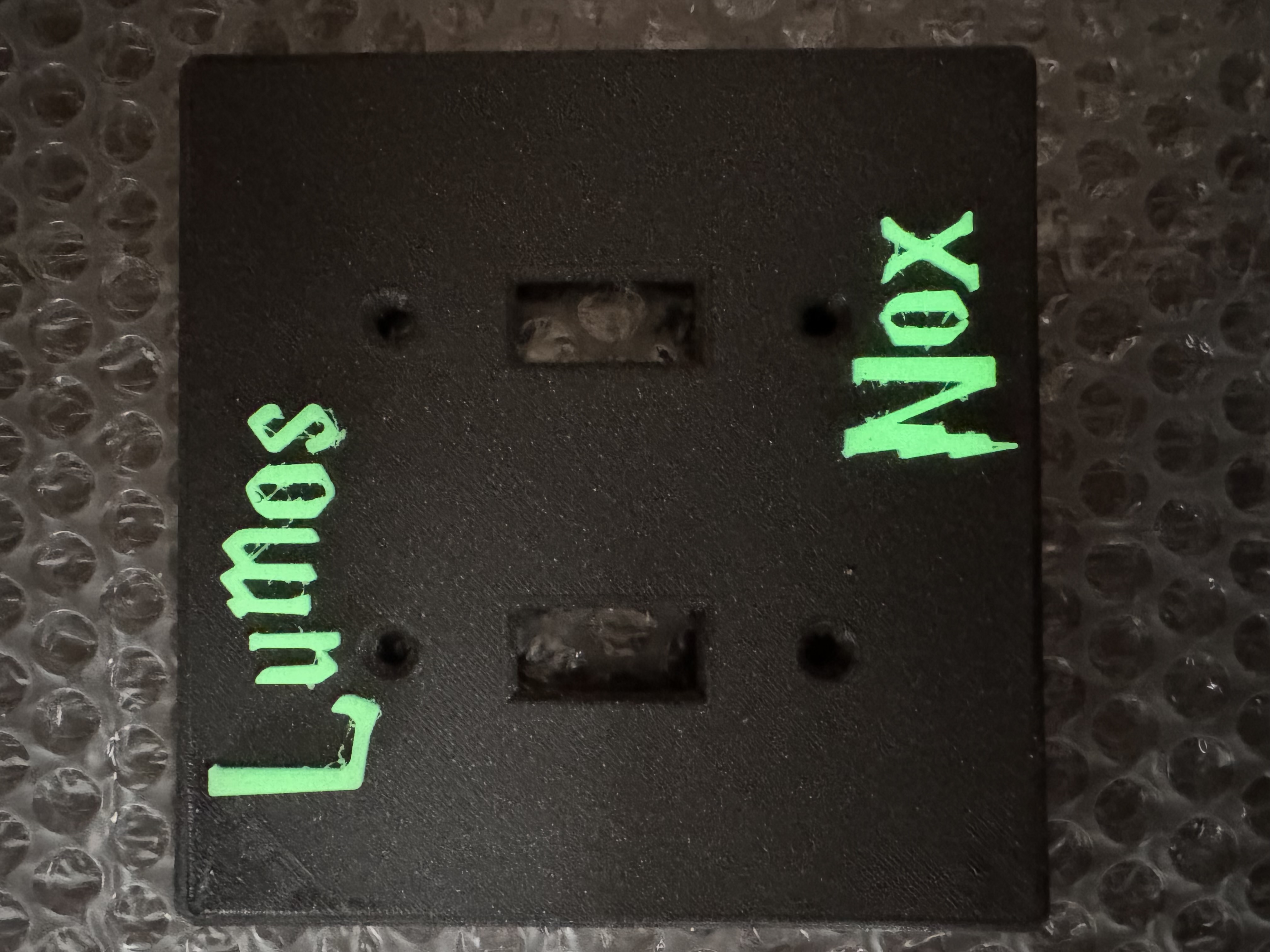2-gang light switch Lumos Nox Harry Potter by Dutch | Download free STL ...
