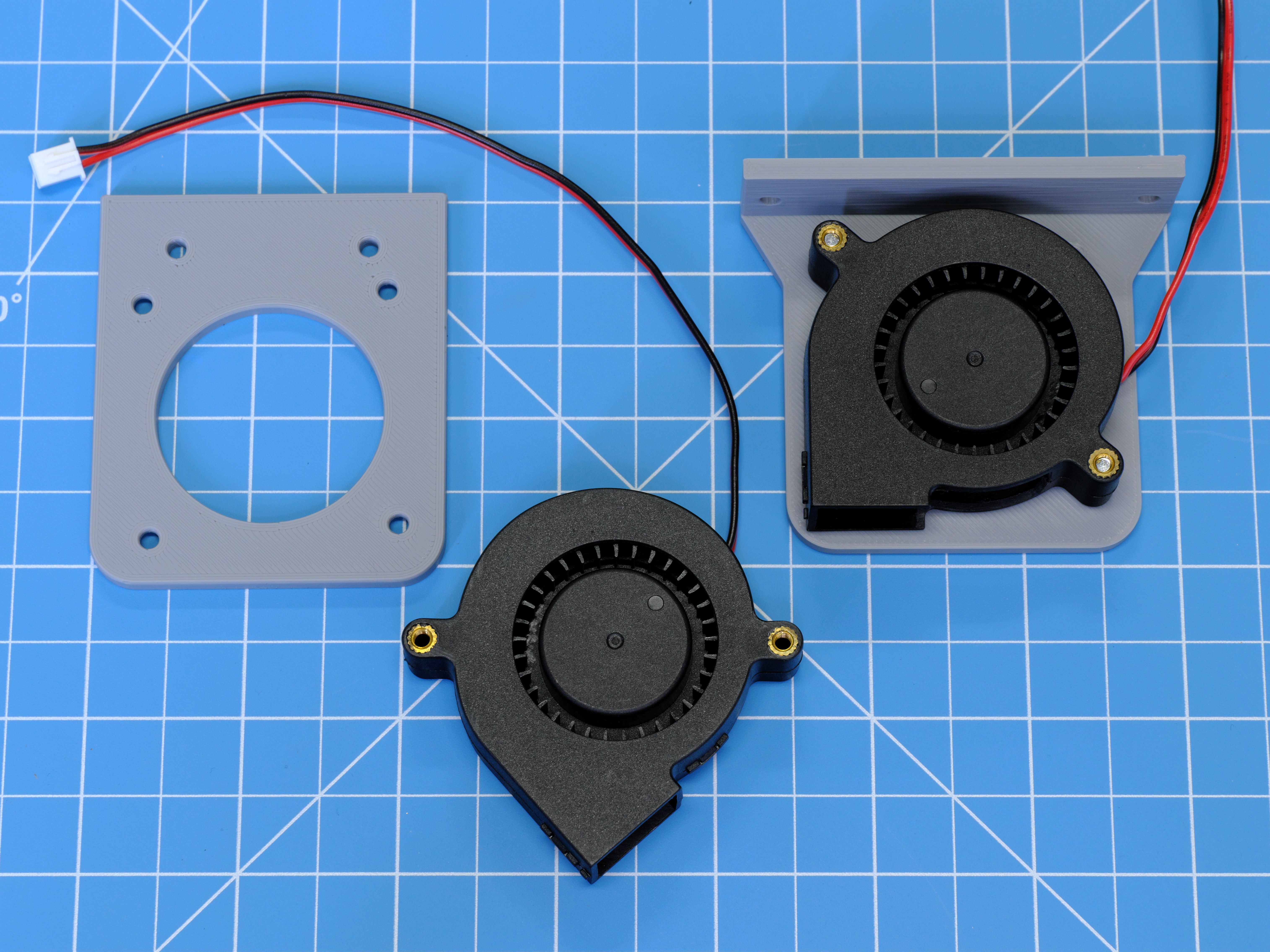 Simple 5015 Fan Mount 3D model by Flying Gyroscope