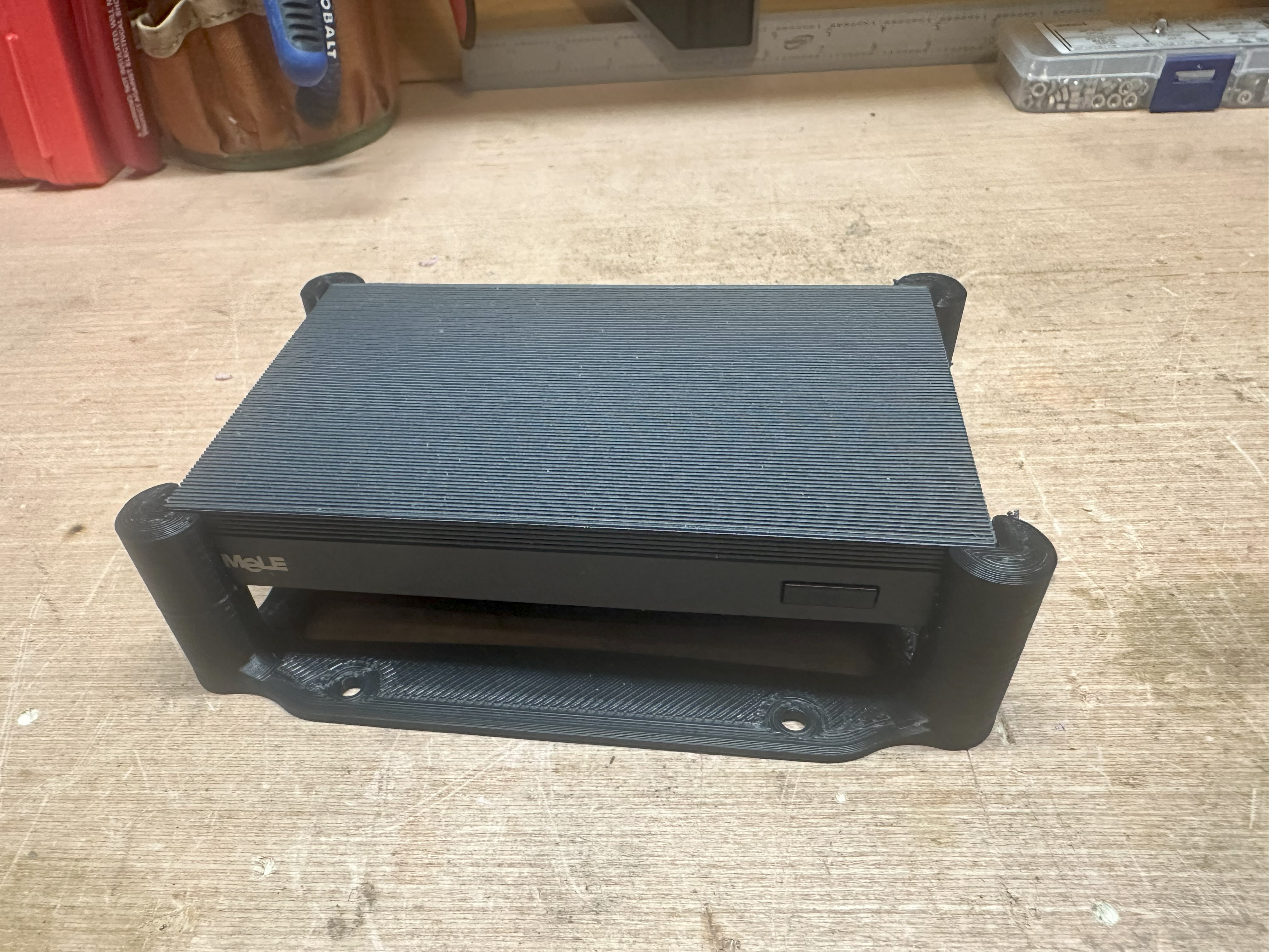 Mele Quieter3 Stand - Mountable
