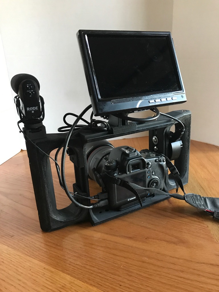 Miniatura 2 do modelo 3D DSLR Camera Cage