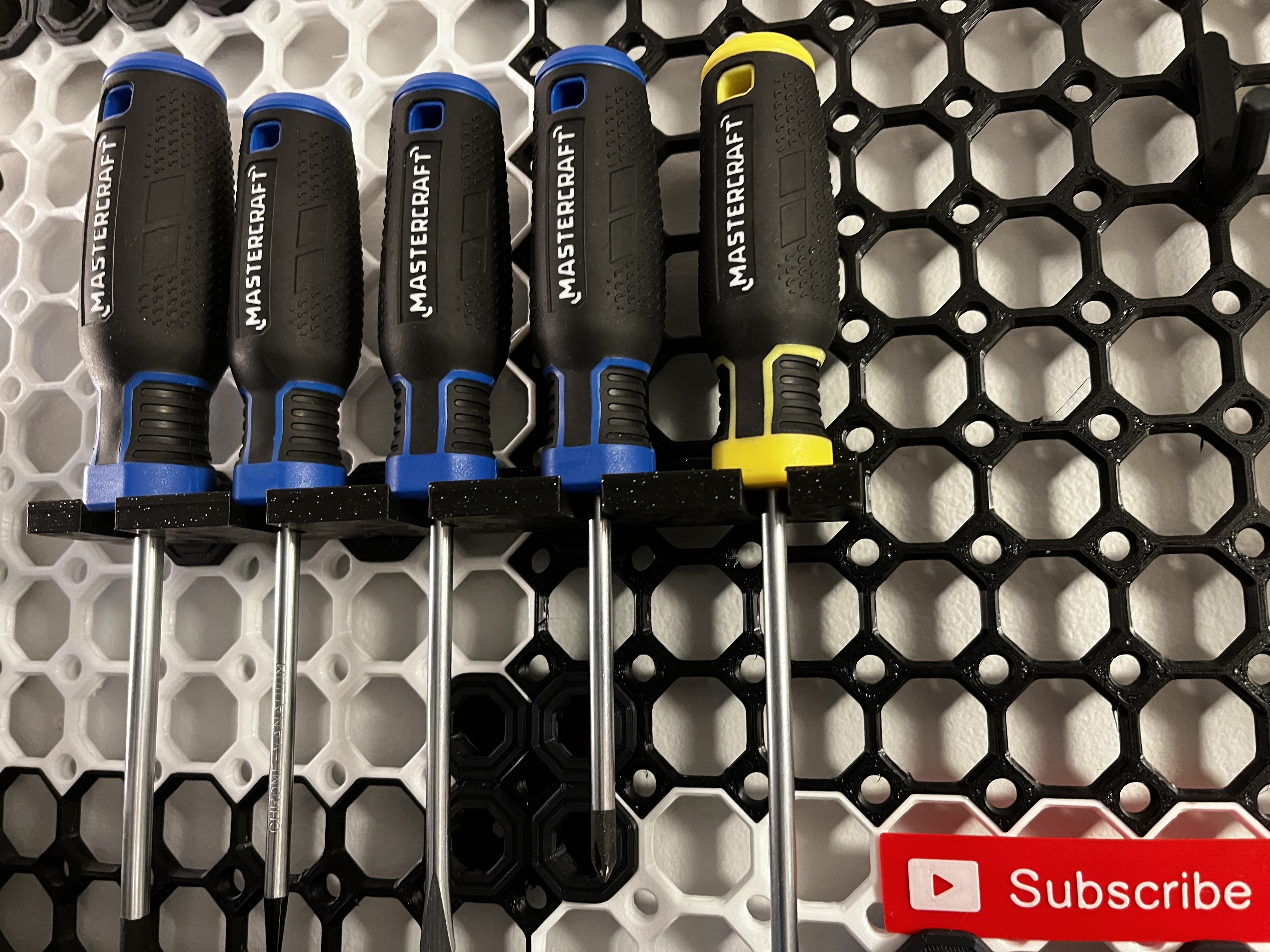 Miniatura 6 do modelo 3D Multiboard - Screw Driver Holder