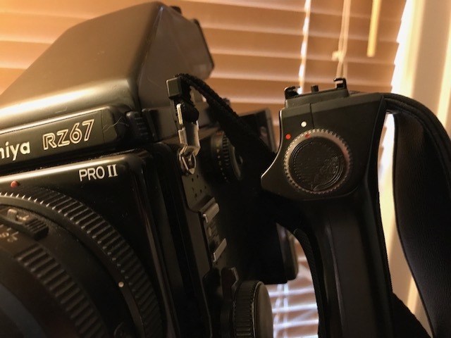 Release/Trigger button for Mamiya L-Grip Holder RZ for RZ67