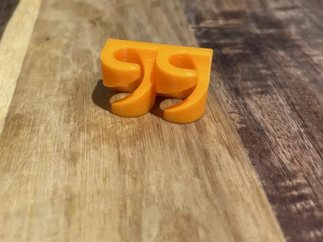 Cable Holder V2 (2 spaces)