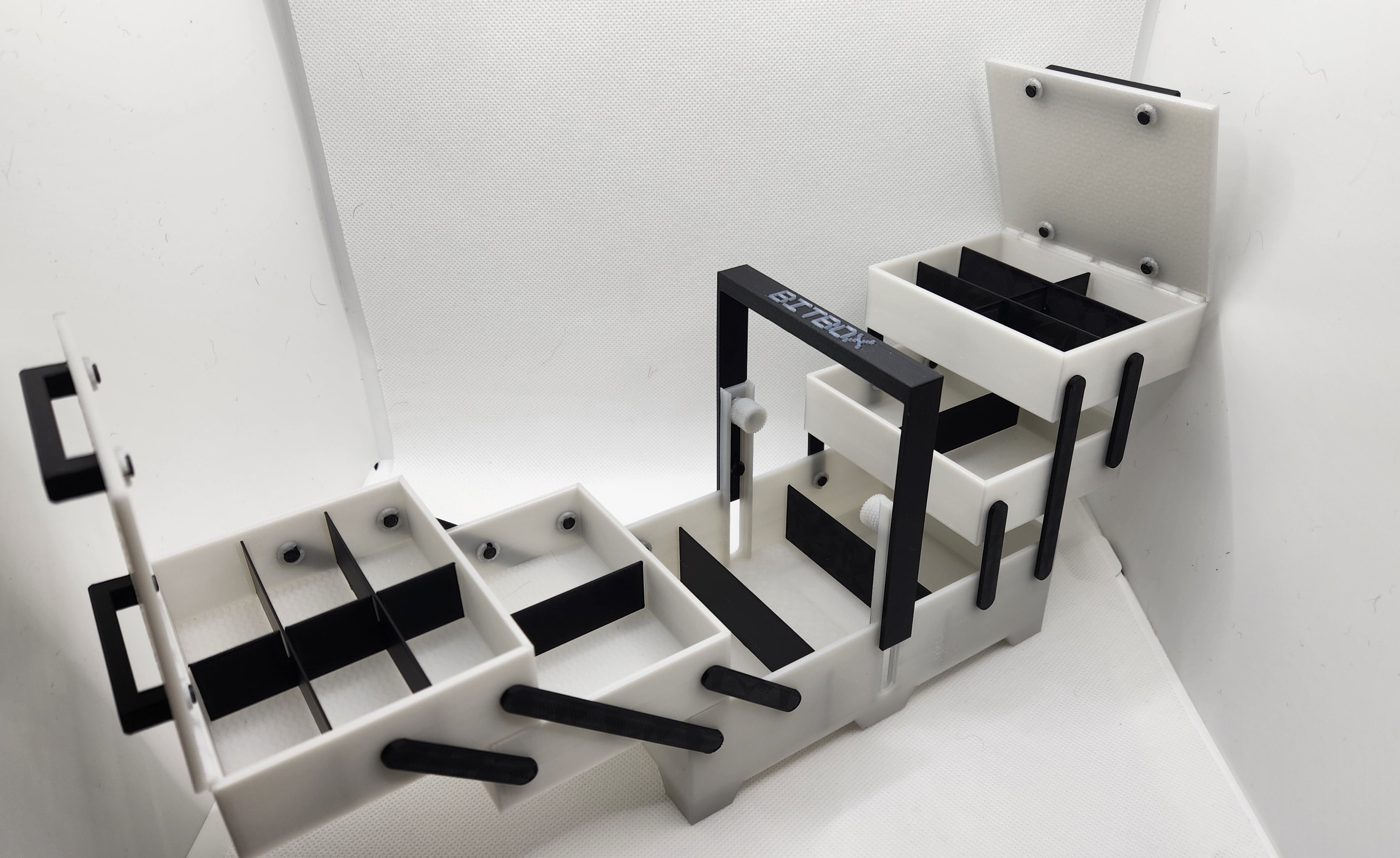 Miniatura 7 do modelo 3D BitBox Stackable Cantilever Sewing Box