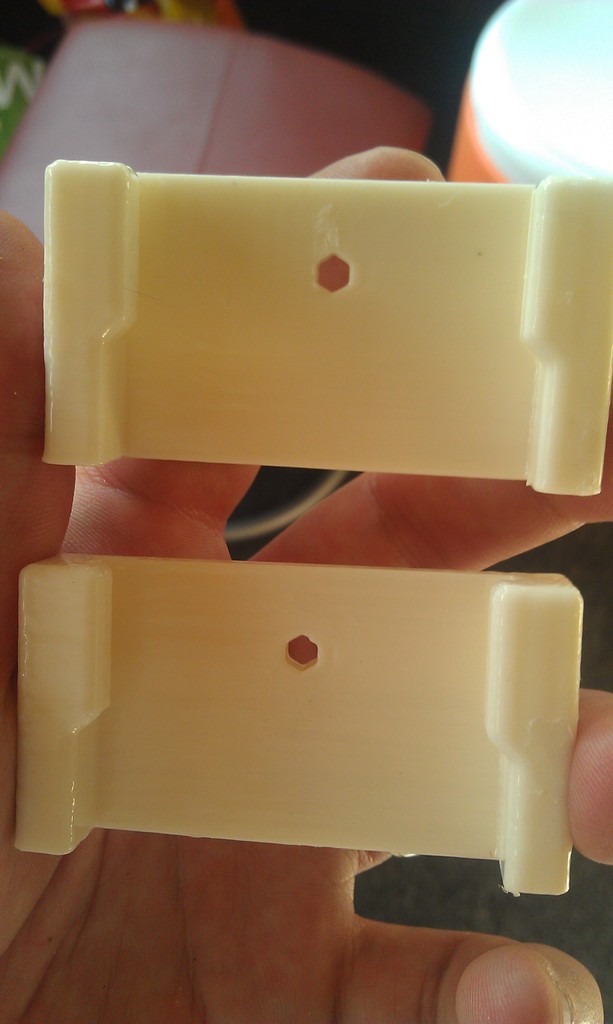 Miniatura 2 do modelo 3D Replacement Baby Gate Hinge