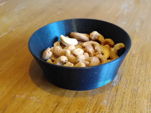Simple small bowl