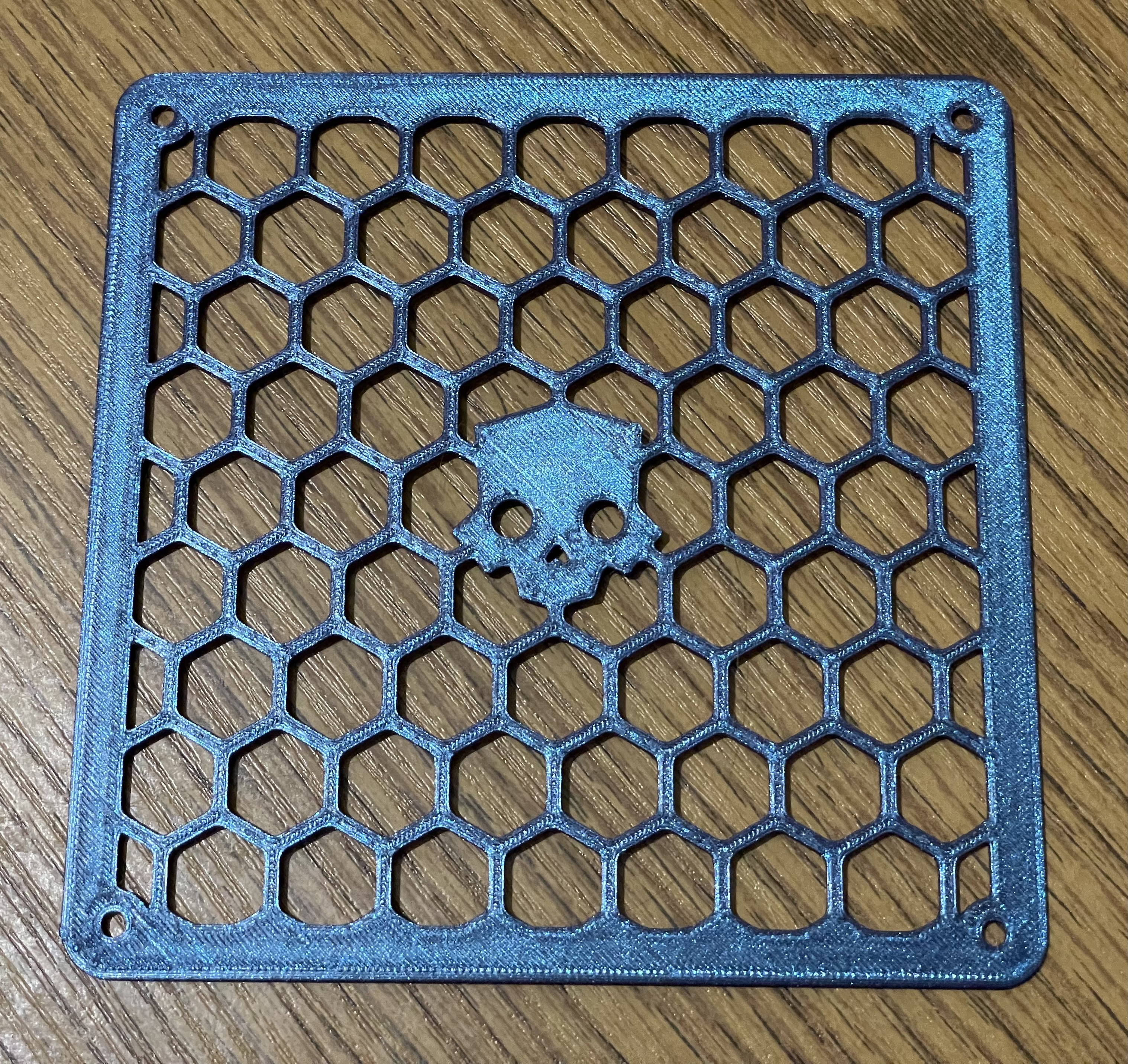 Hexagon 140mm fan cover with Helldivers 2 logo