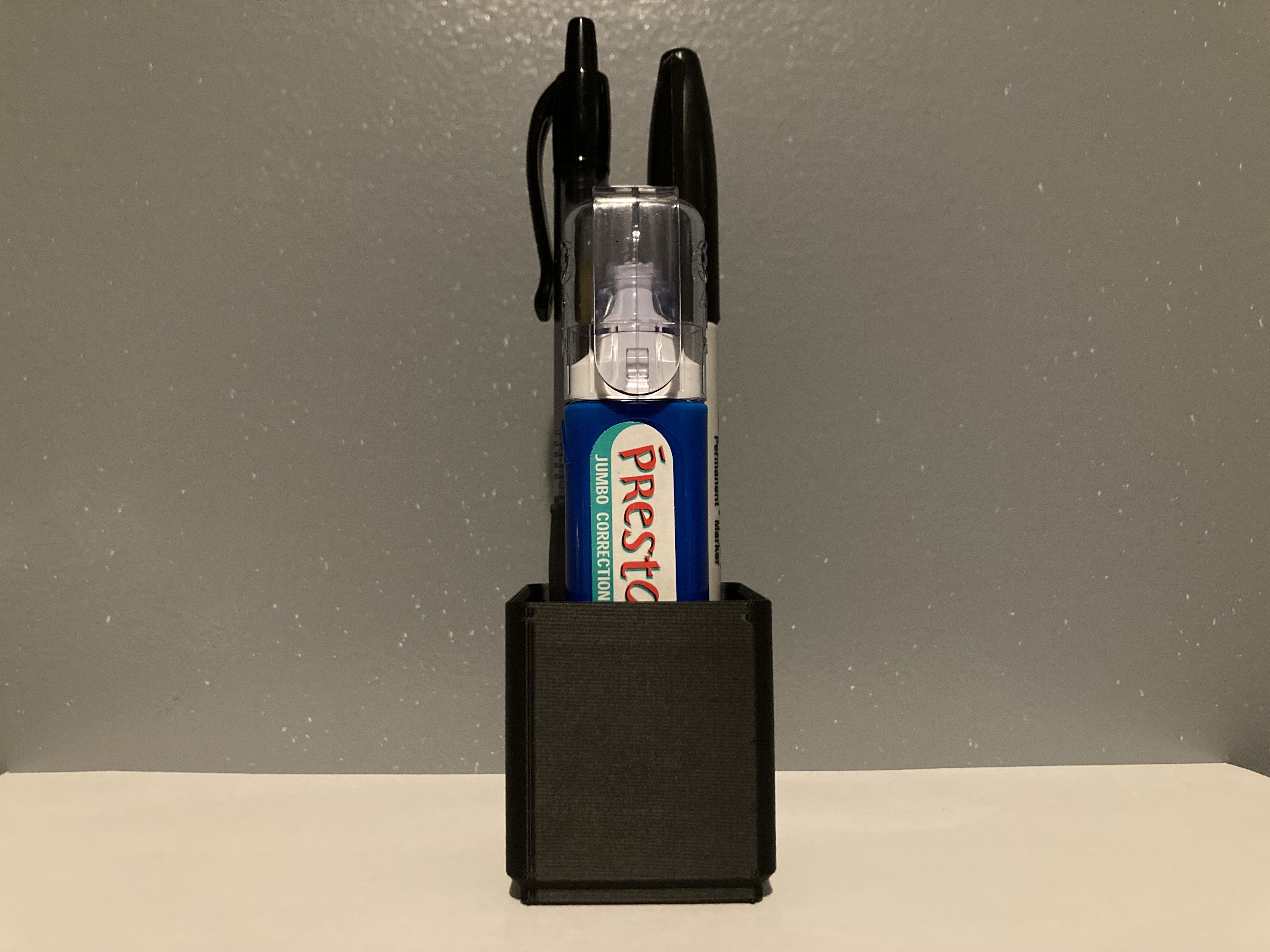 Gridfinity Presto / Sharpie / Pen holder 3D model thumbnail