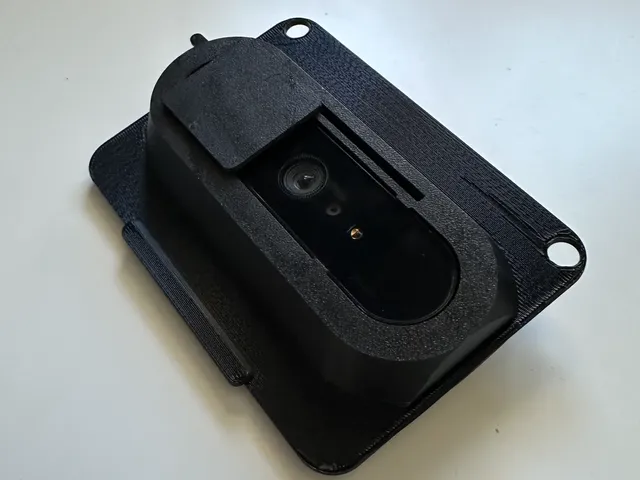 Elgato Prompter Logitech Brio Adapter (Security Cover Option)