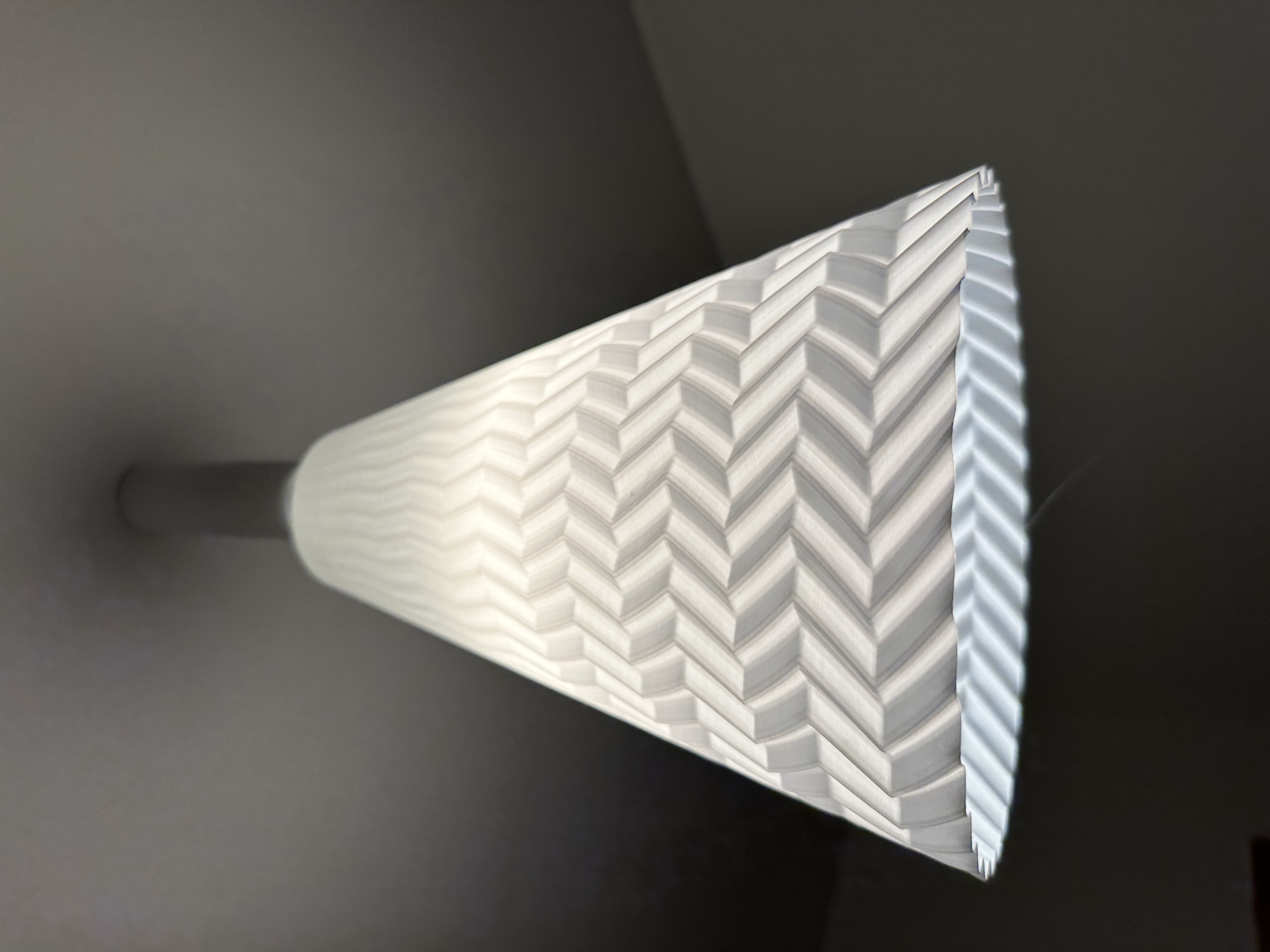 Remix - ZIG ZAG Ceiling lamp - 16mm hole