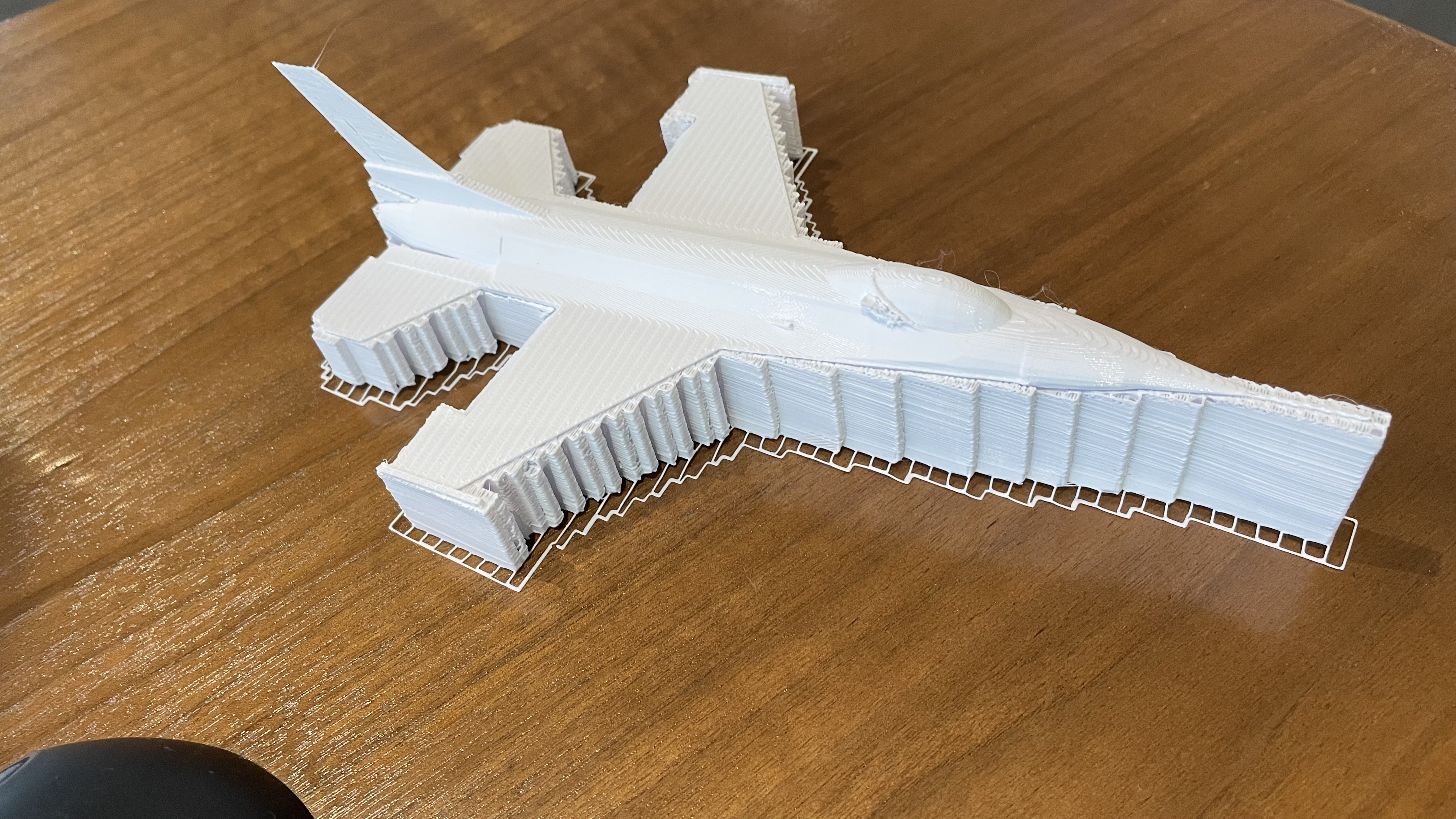 F16 — thumbnail 2