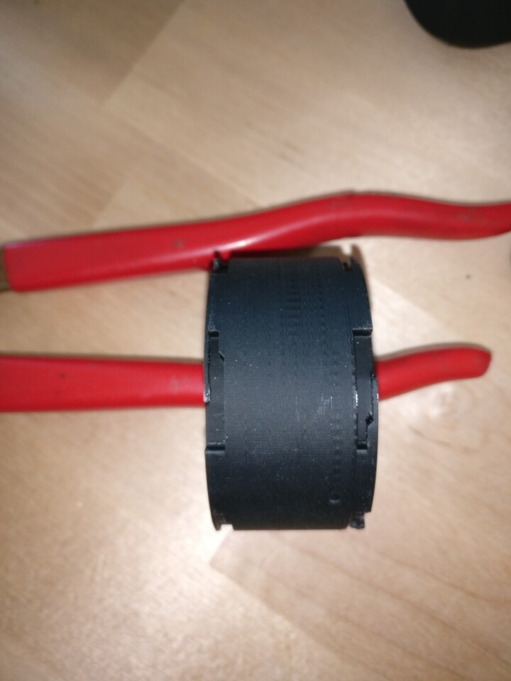 Small spool with internal locks (remix) — miniatura 3