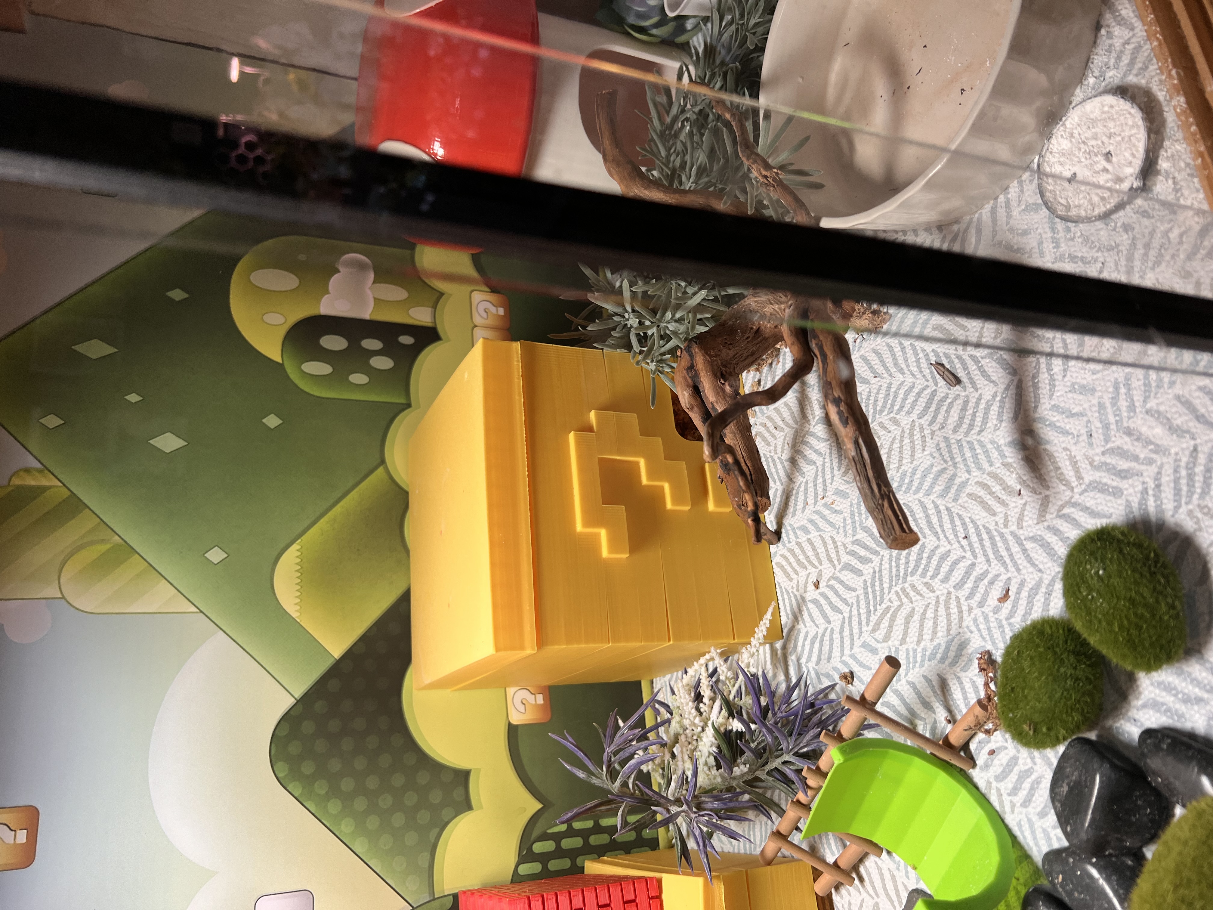 Mario themed Reptile Hide