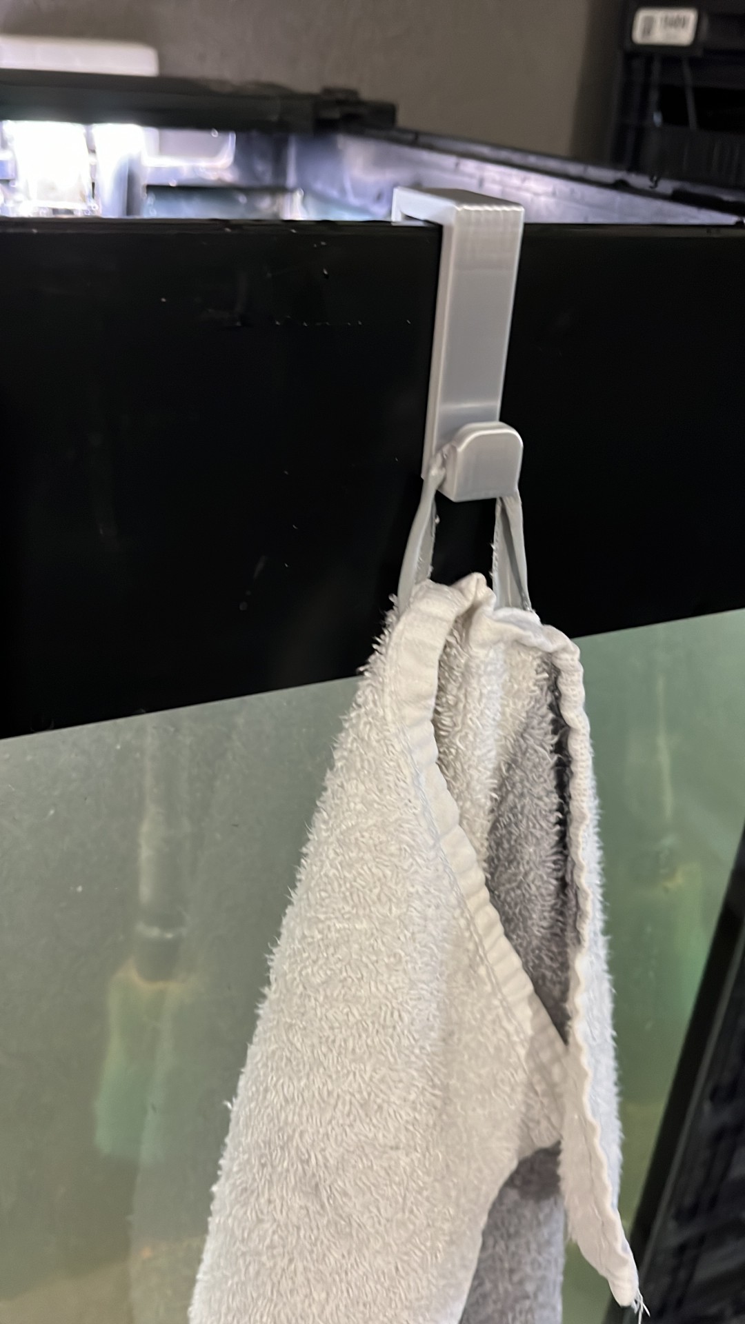 Aquarium Hook