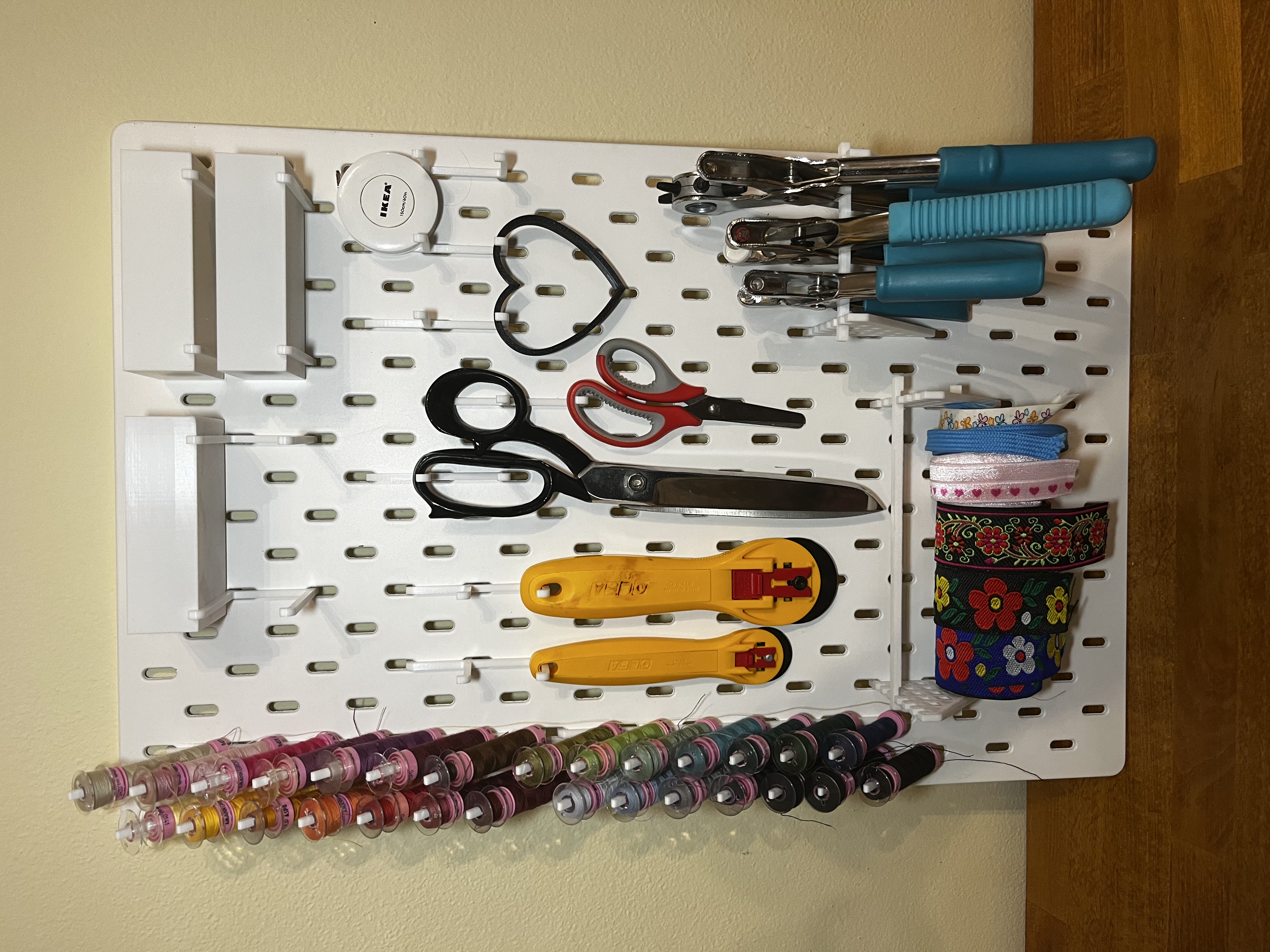 Skadis super easy to print sewing organizer