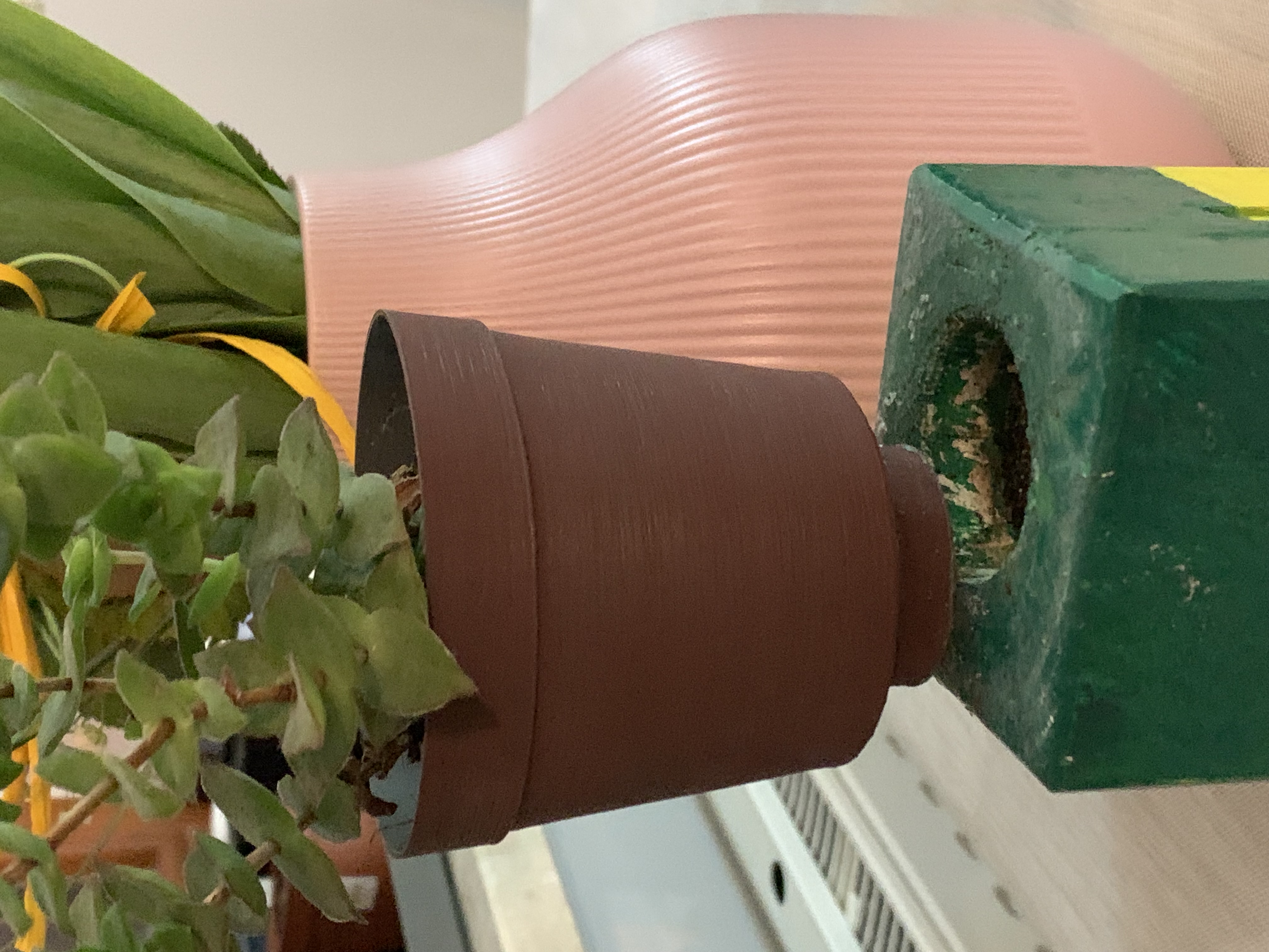 pot for t-light stand