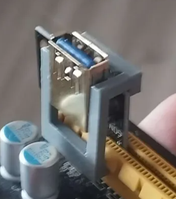 Mining Rig PCIe Riser Holder