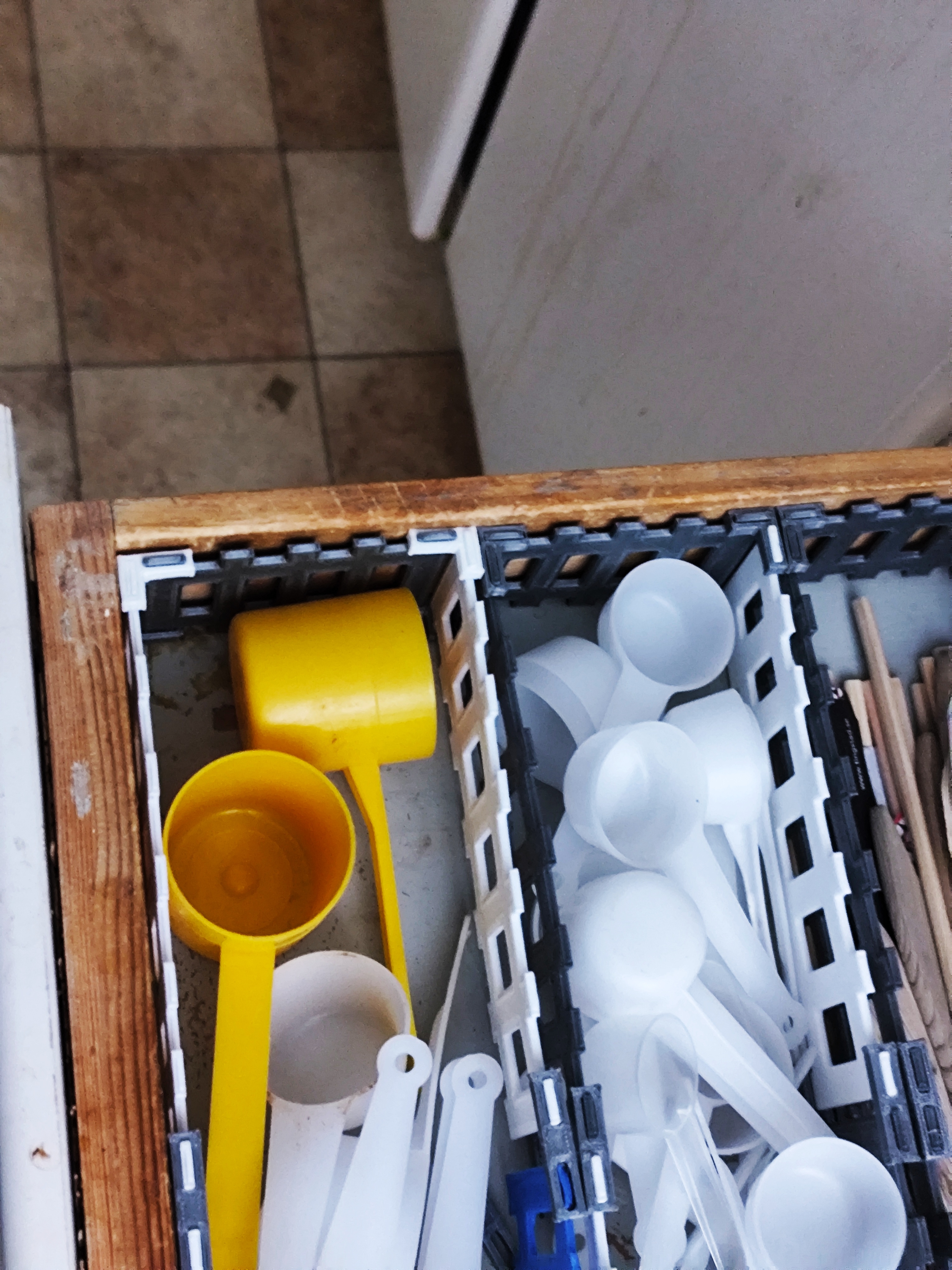 Customizable Drawer Organizer image 8