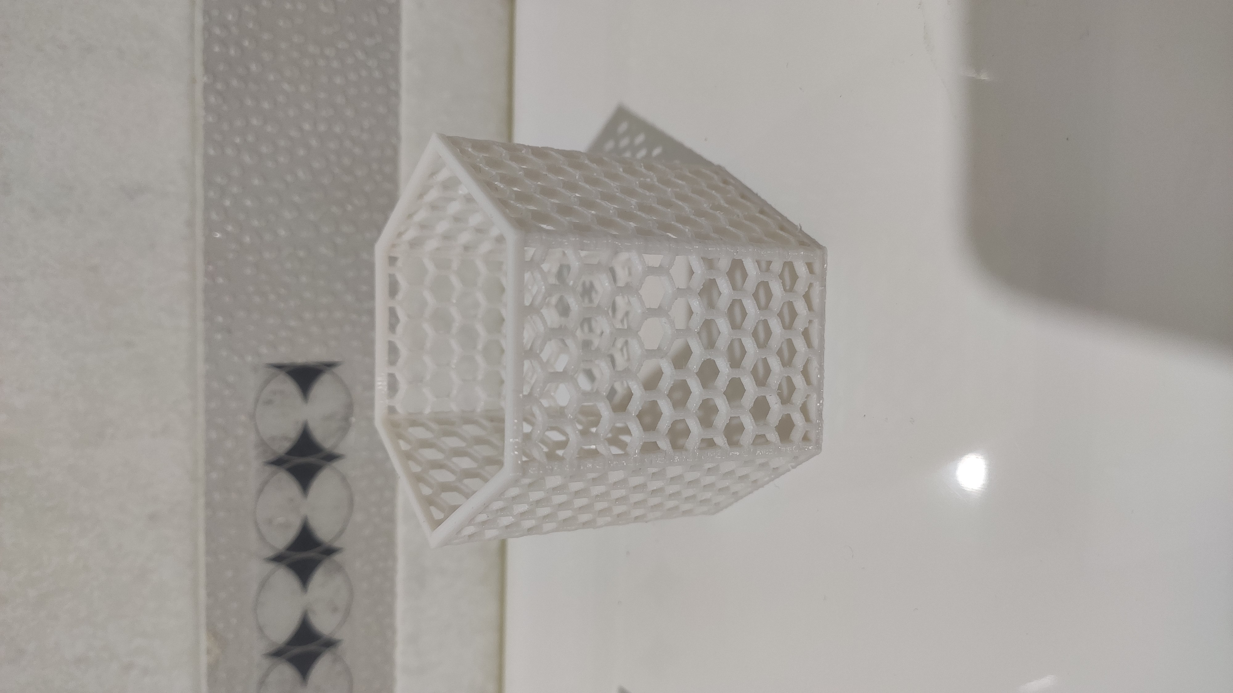 Hex Container