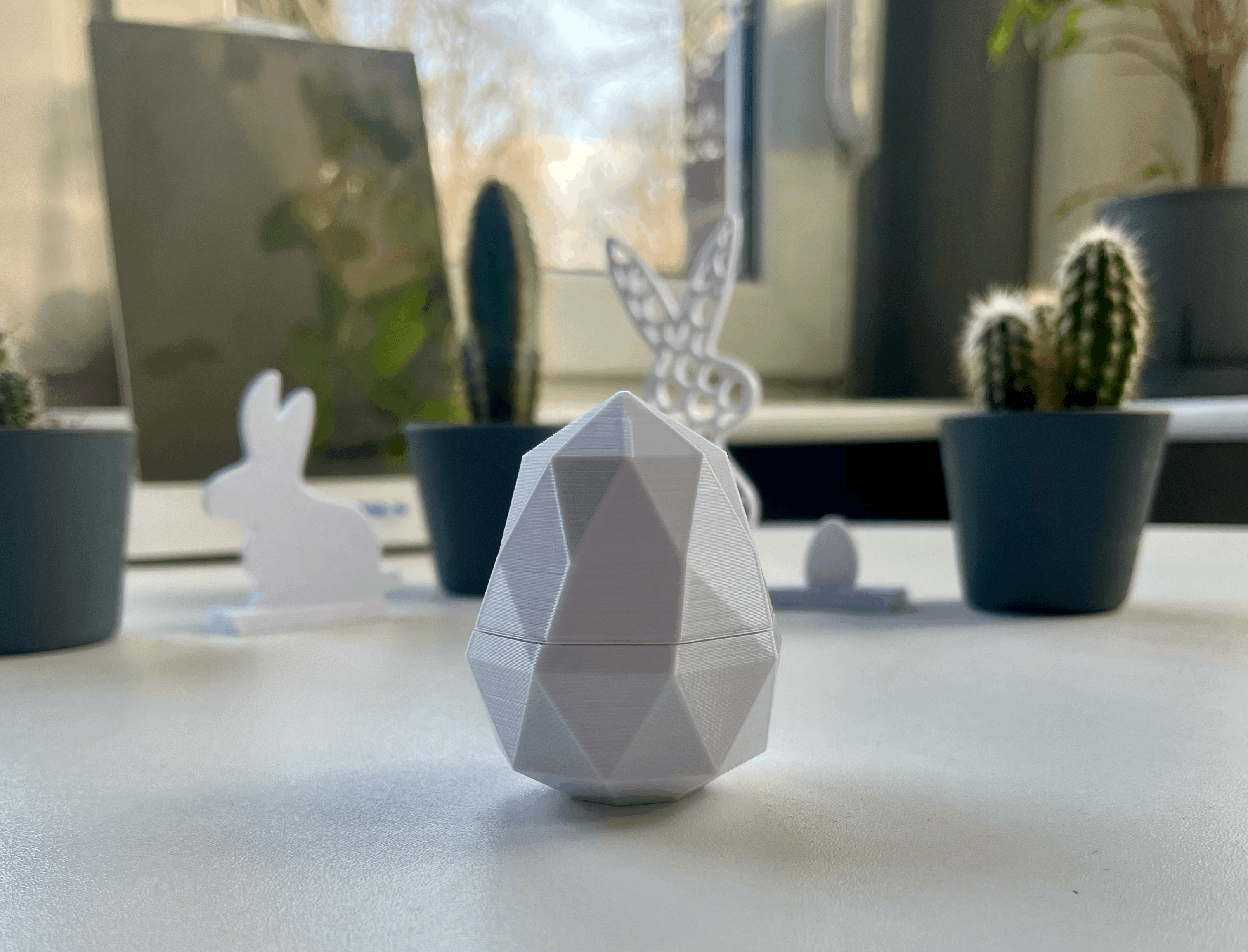 Miniatura 6 do modelo 3D Threaded Easter Egg polygon