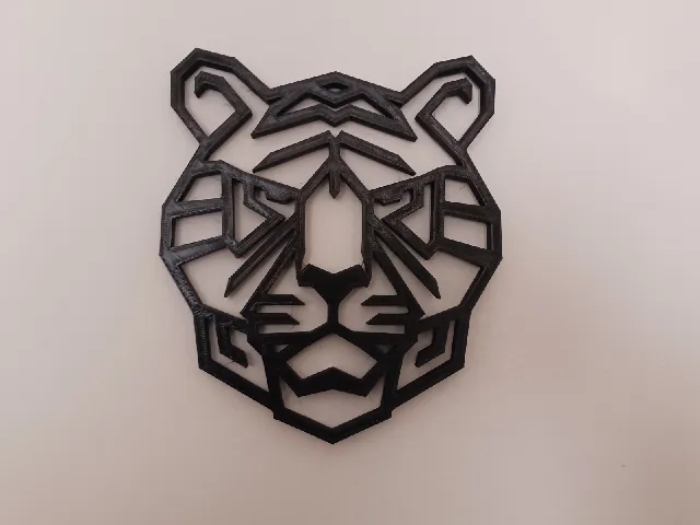 Geometric Tiger Head Wall Decor