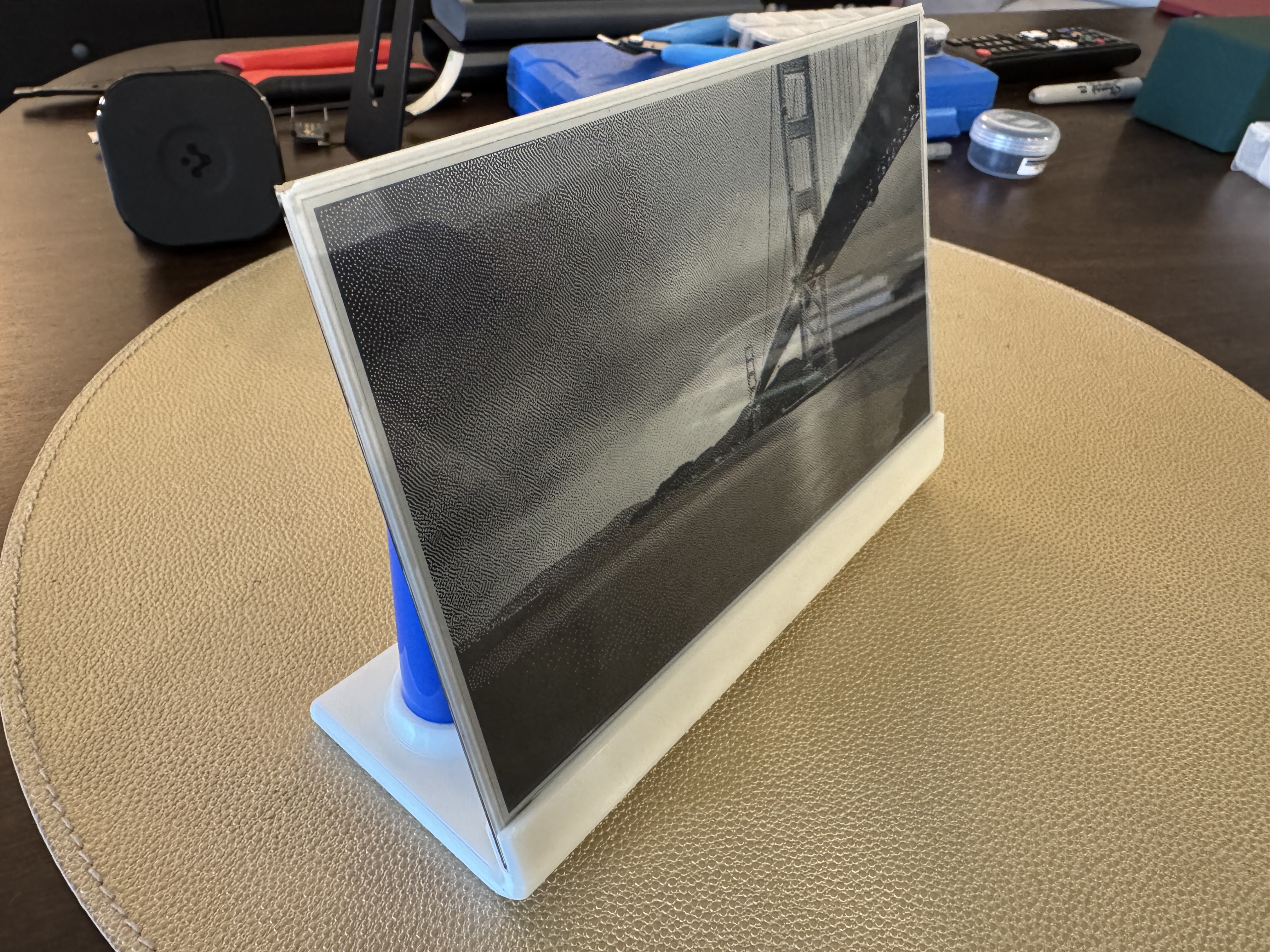 Minimal DIY TRMNL Stand