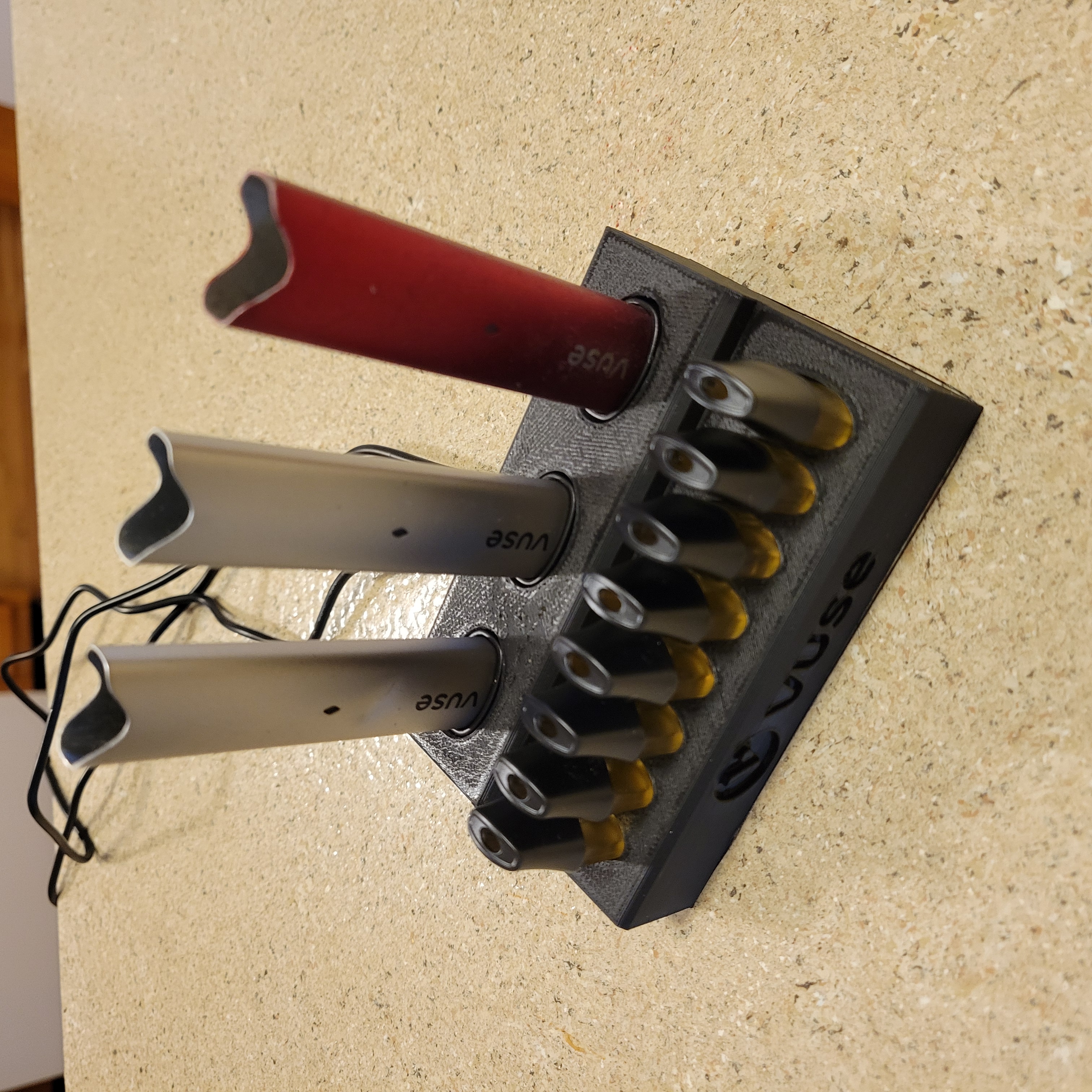 VUSE Triple Charger and Pod Storage Organizer