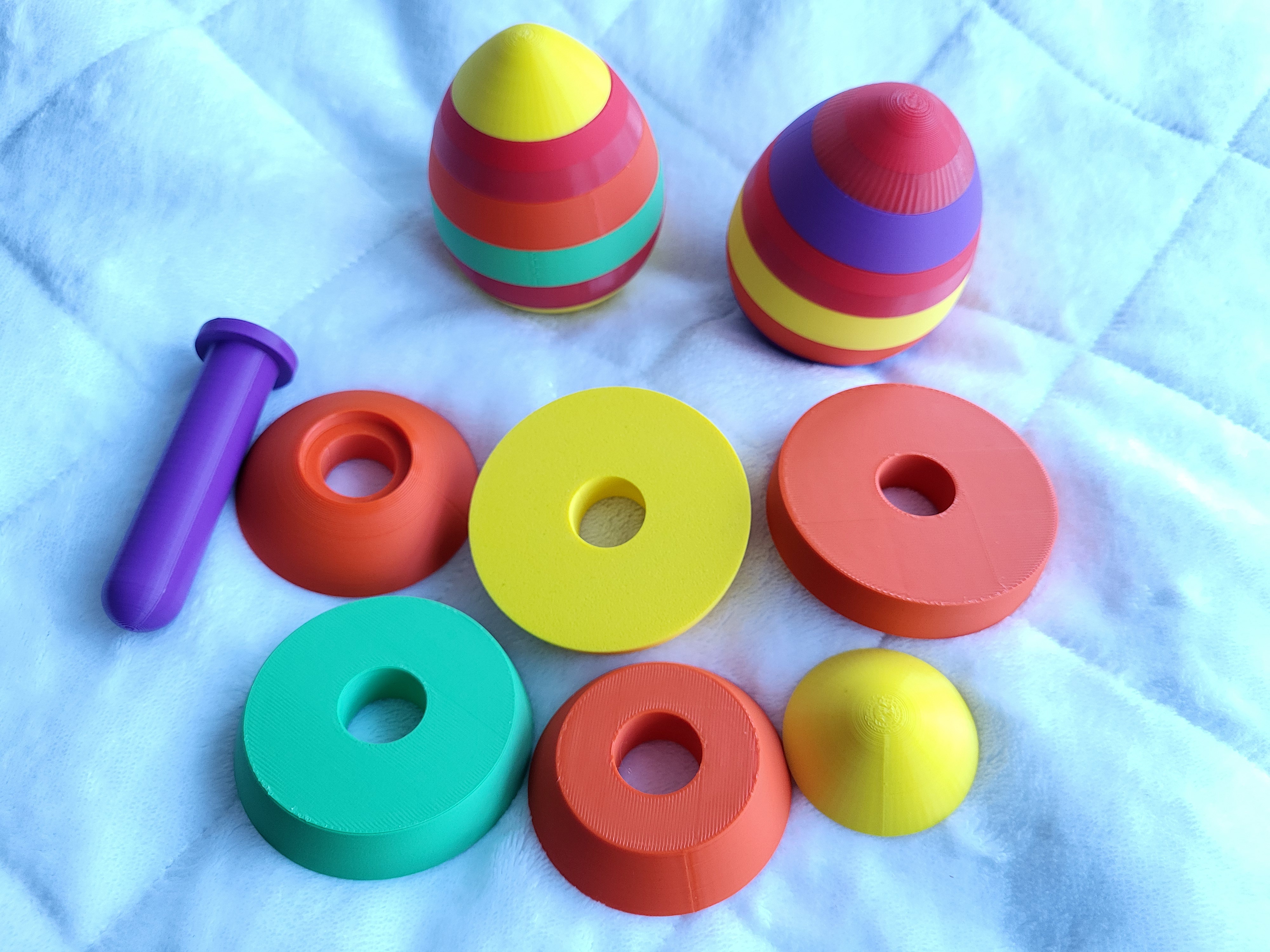 Miniatura 3 do modelo 3D Easter egg as an interactive toy