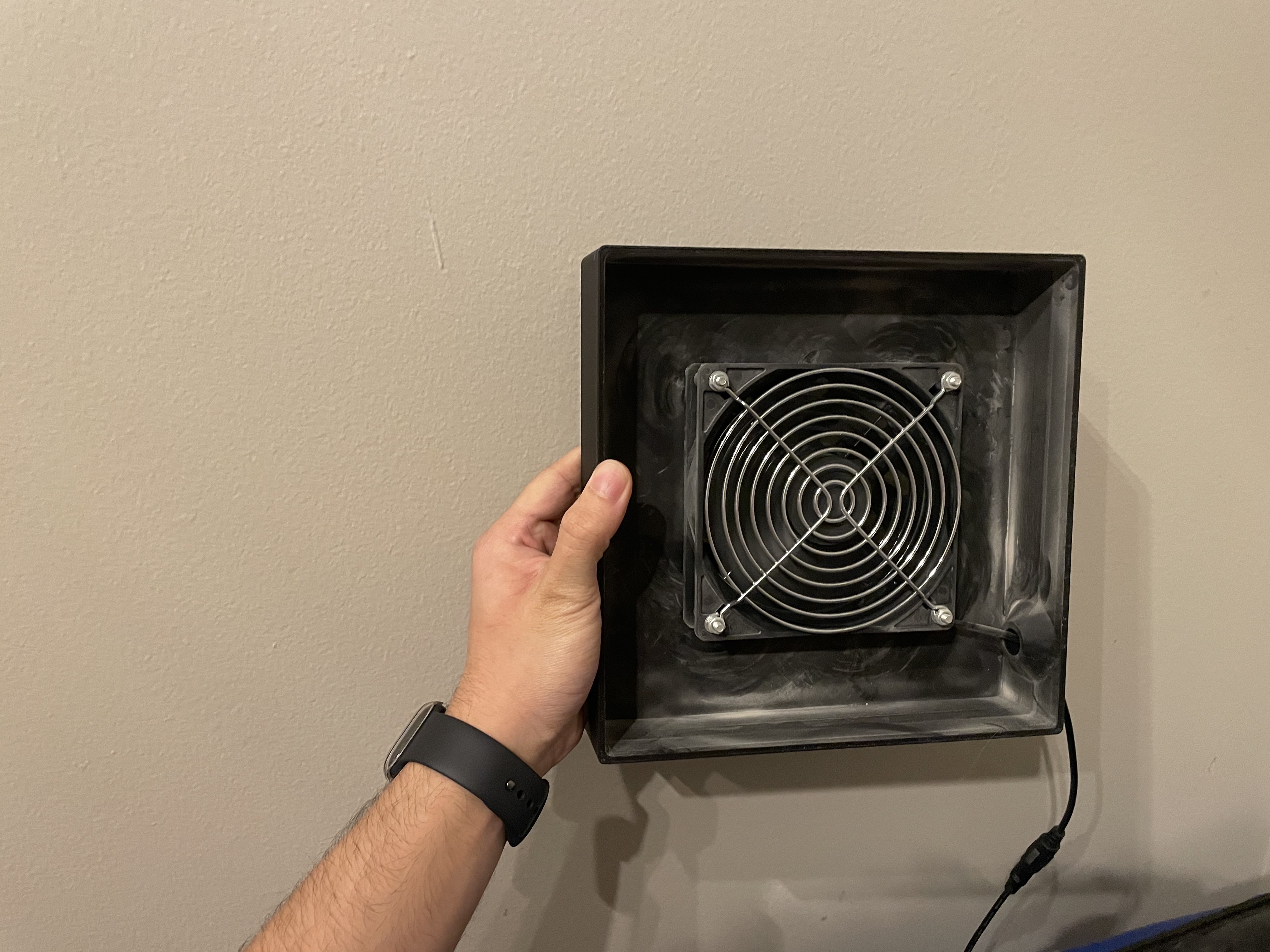 Litter Box Air Filter by adnanklink Download free STL model