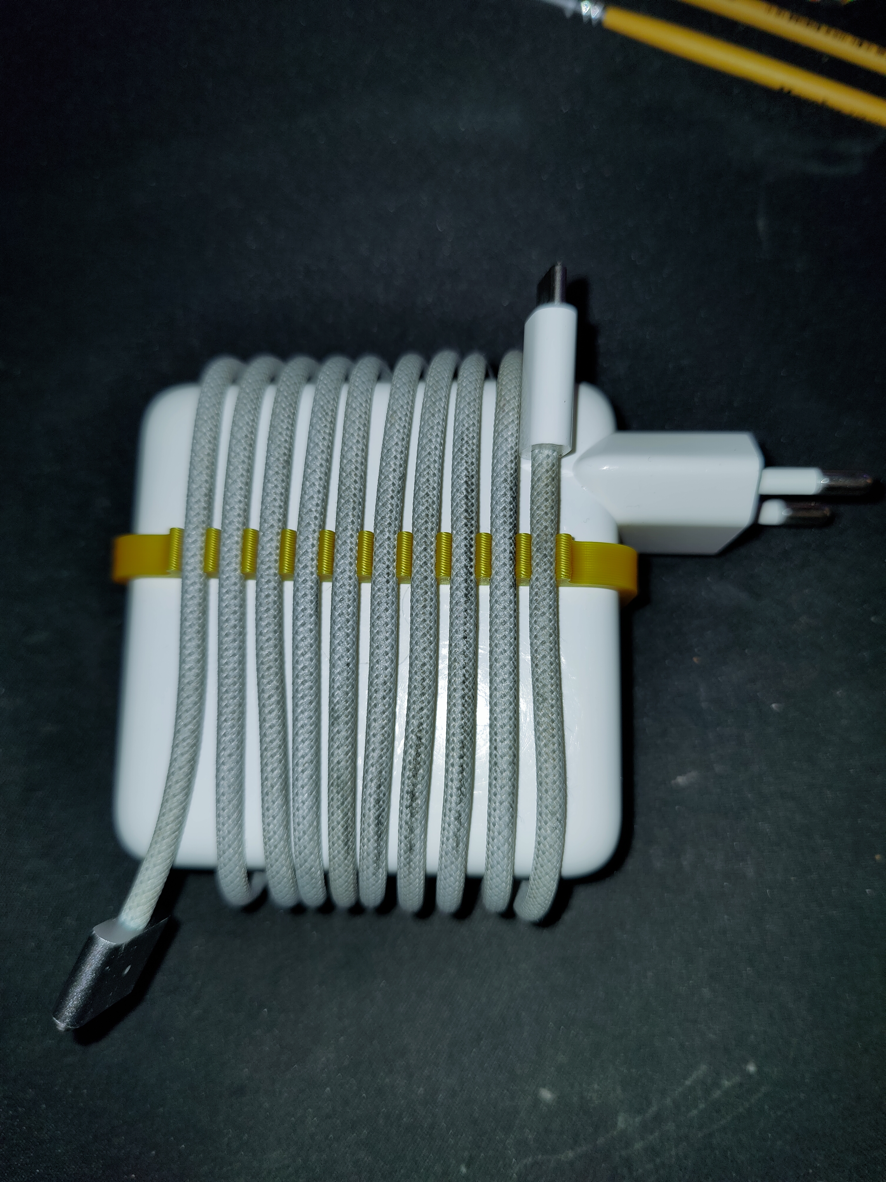 67W Macbook Charger Cable Management