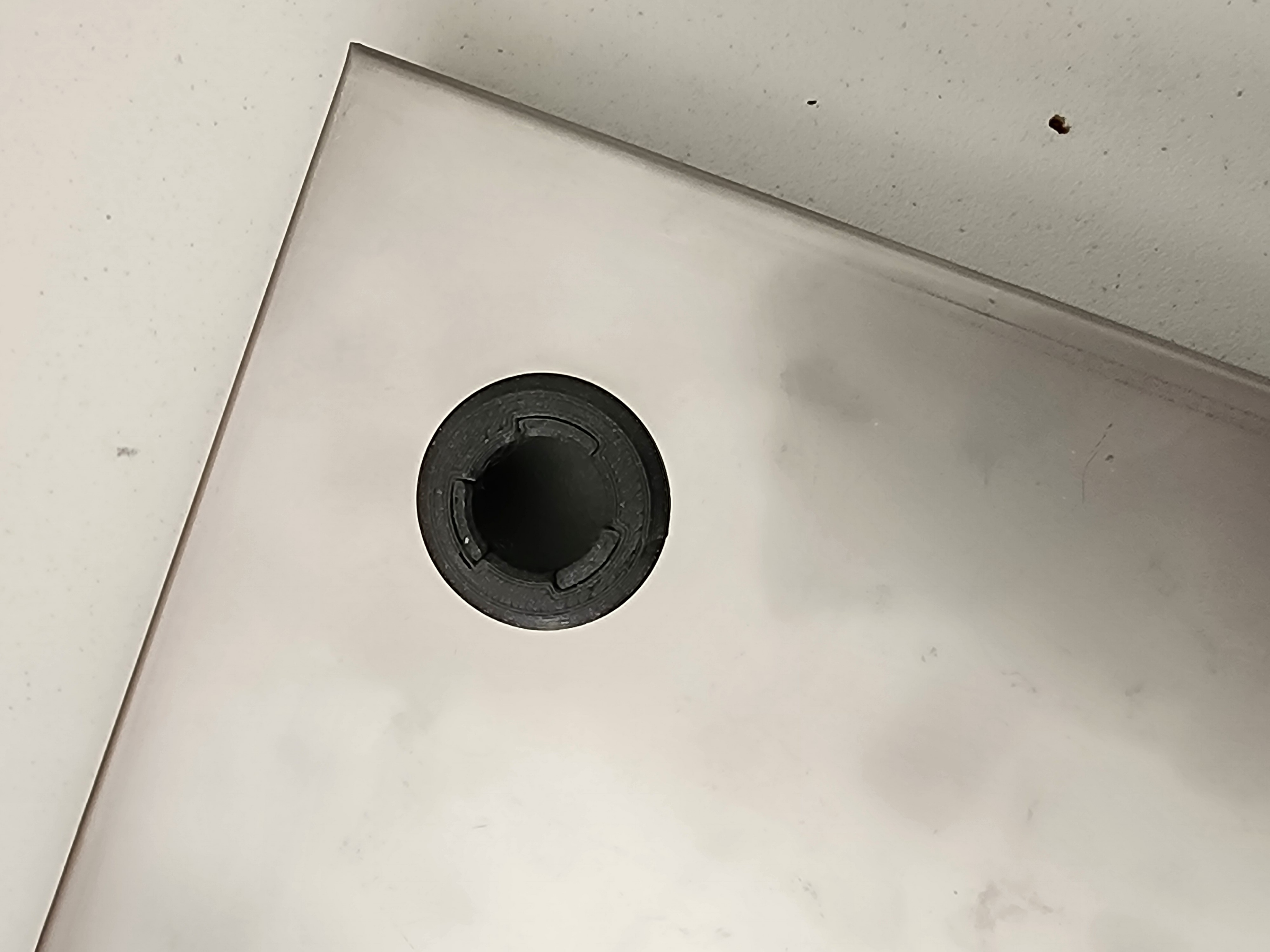 A parametric snap fit grommet by Joe Download free STL model