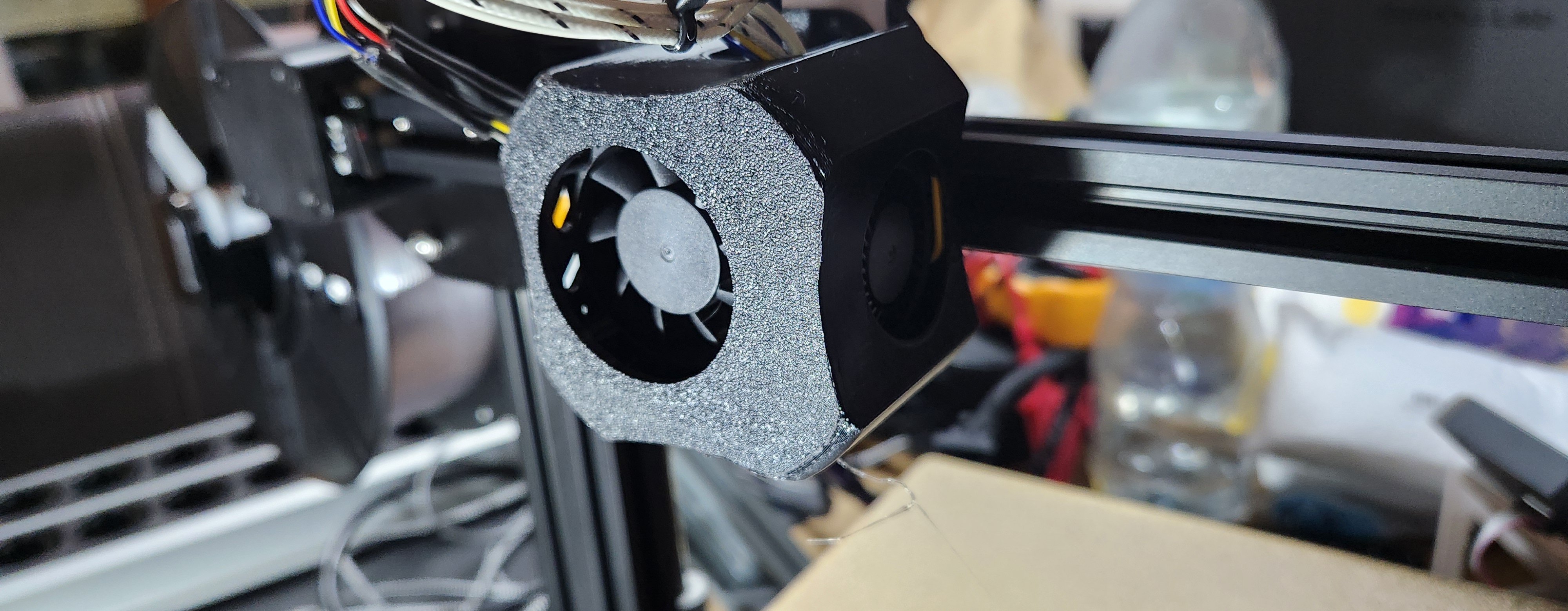 Quieter Ender 3 V2 Fan Shroud Heatinserts by kocy Download free STL