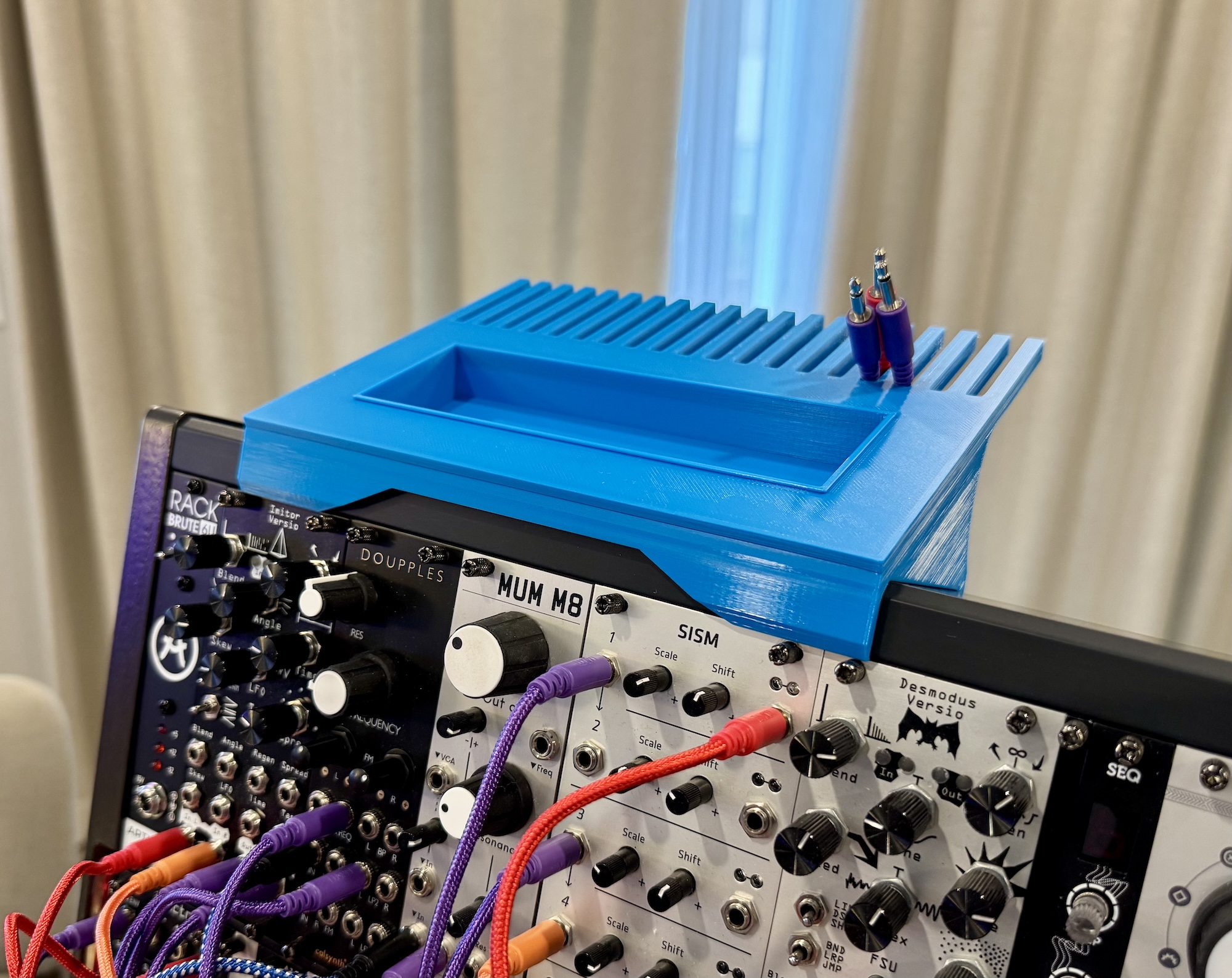 Eurorack Cable Holder w/Bin for Arturia RackBrute Case