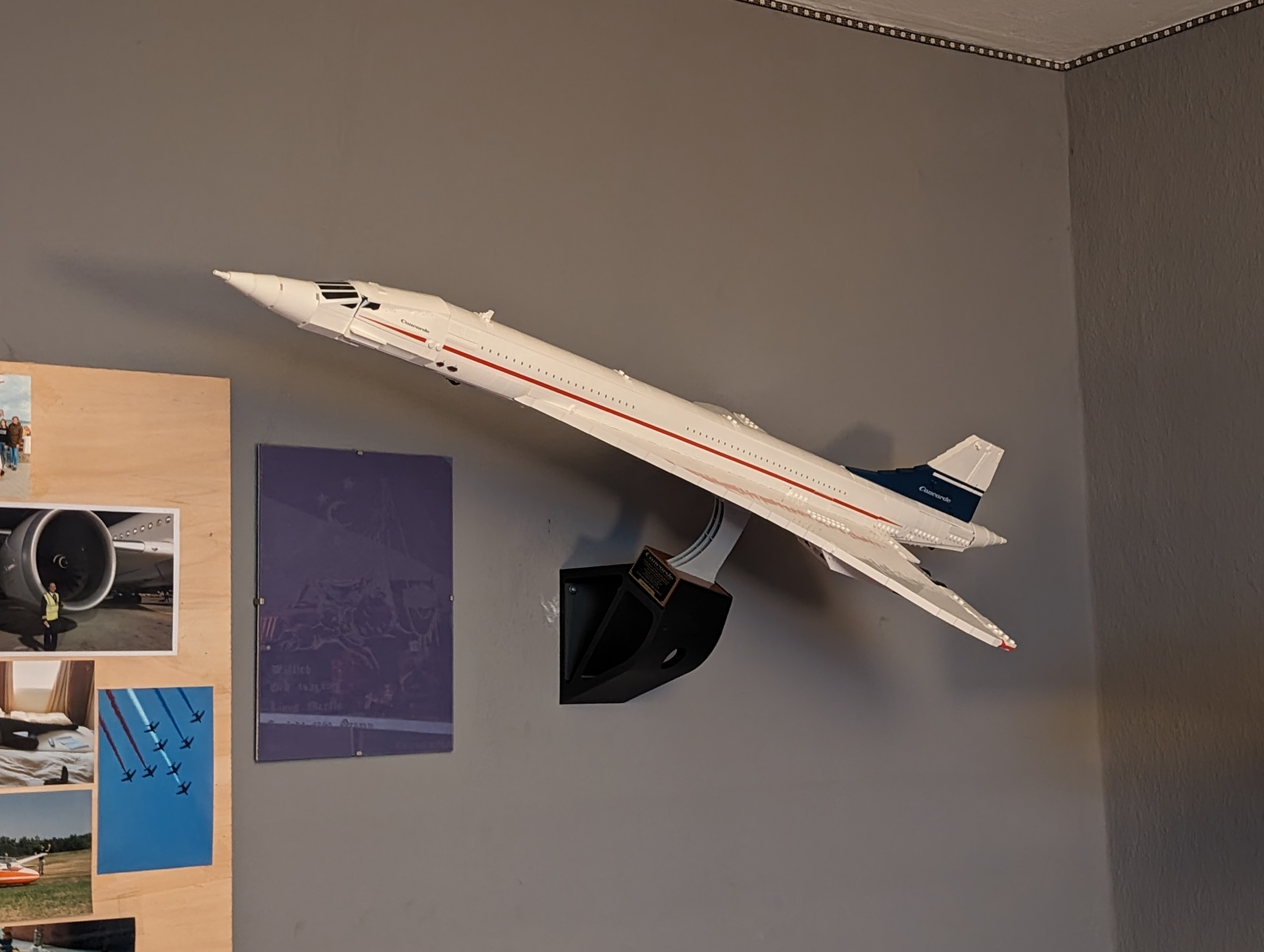 LEGO Concorde 10318 Wallmount by Giwi | Download free STL model ...