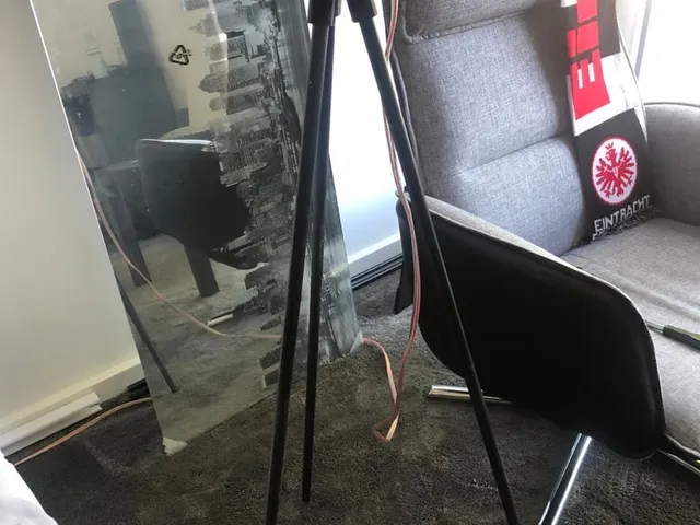 Speaker Stand