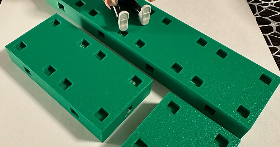 (New) System X Plates (1x2, 1x2, 1x4) holes on both sides for Playmobil ...